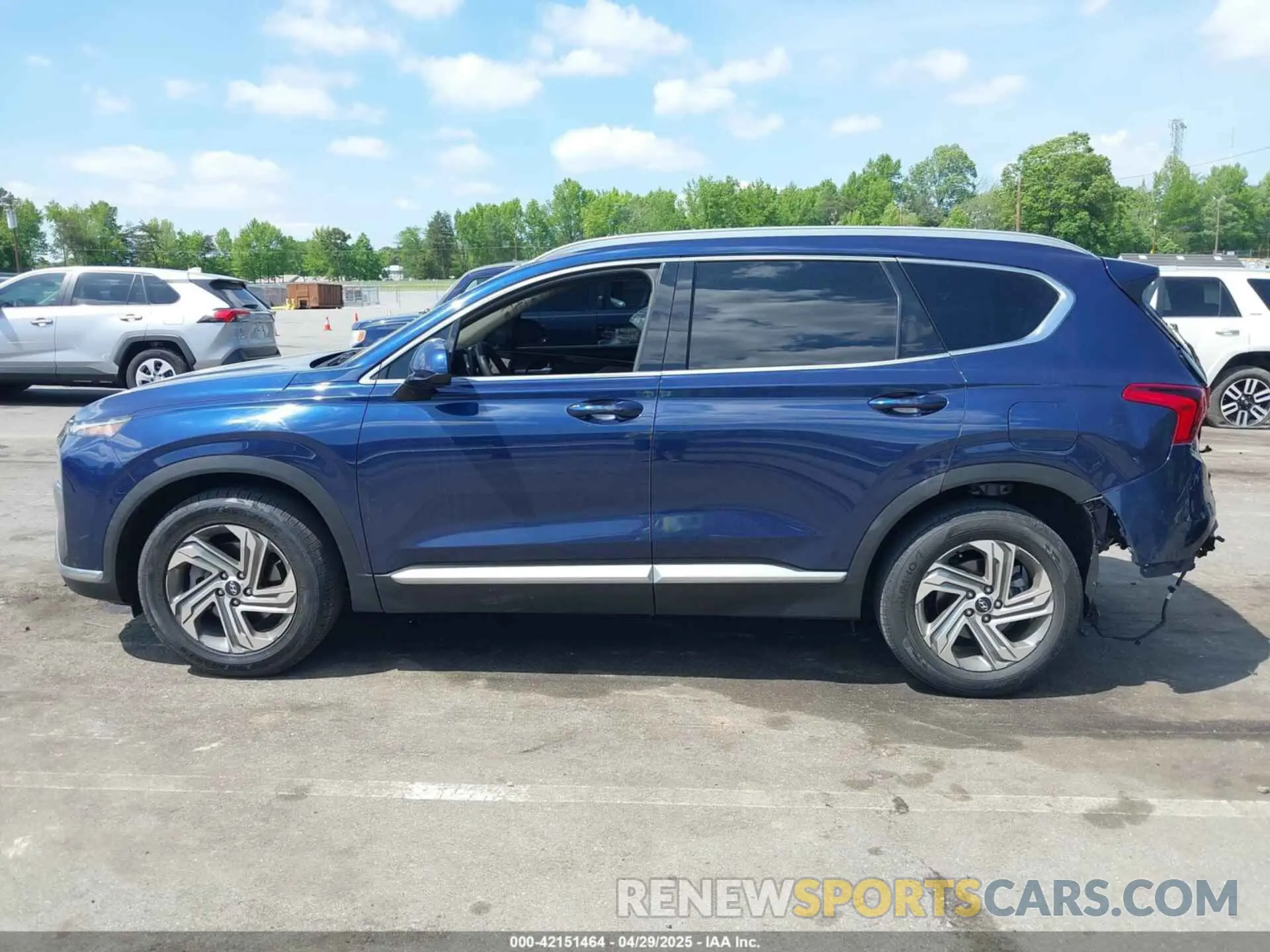 14 Photograph of a damaged car 5NMS24AJ5NH410687 HYUNDAI SANTA FE 2022