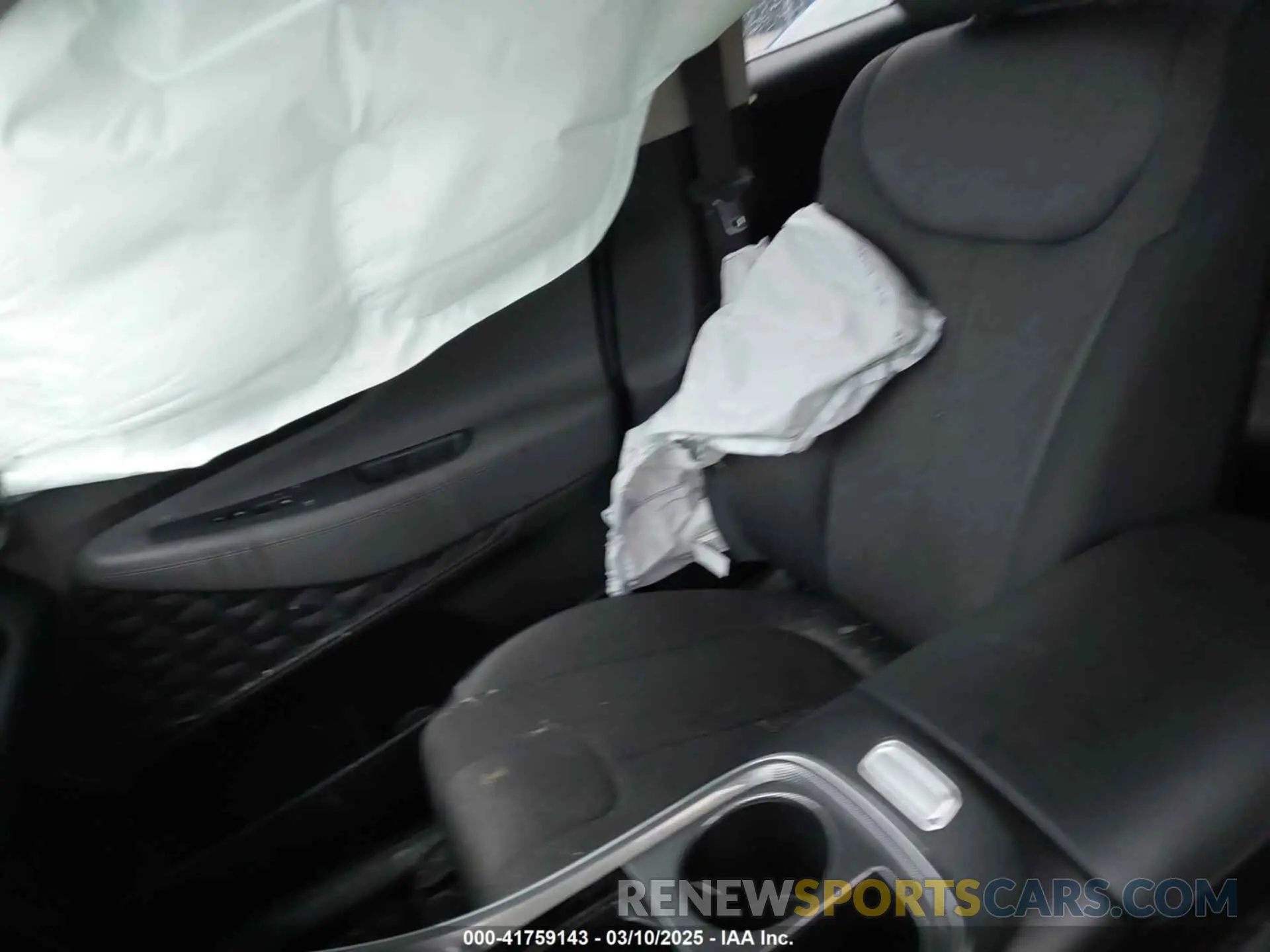 5 Photograph of a damaged car 5NMS24AJ9NH394526 HYUNDAI SANTA FE 2022