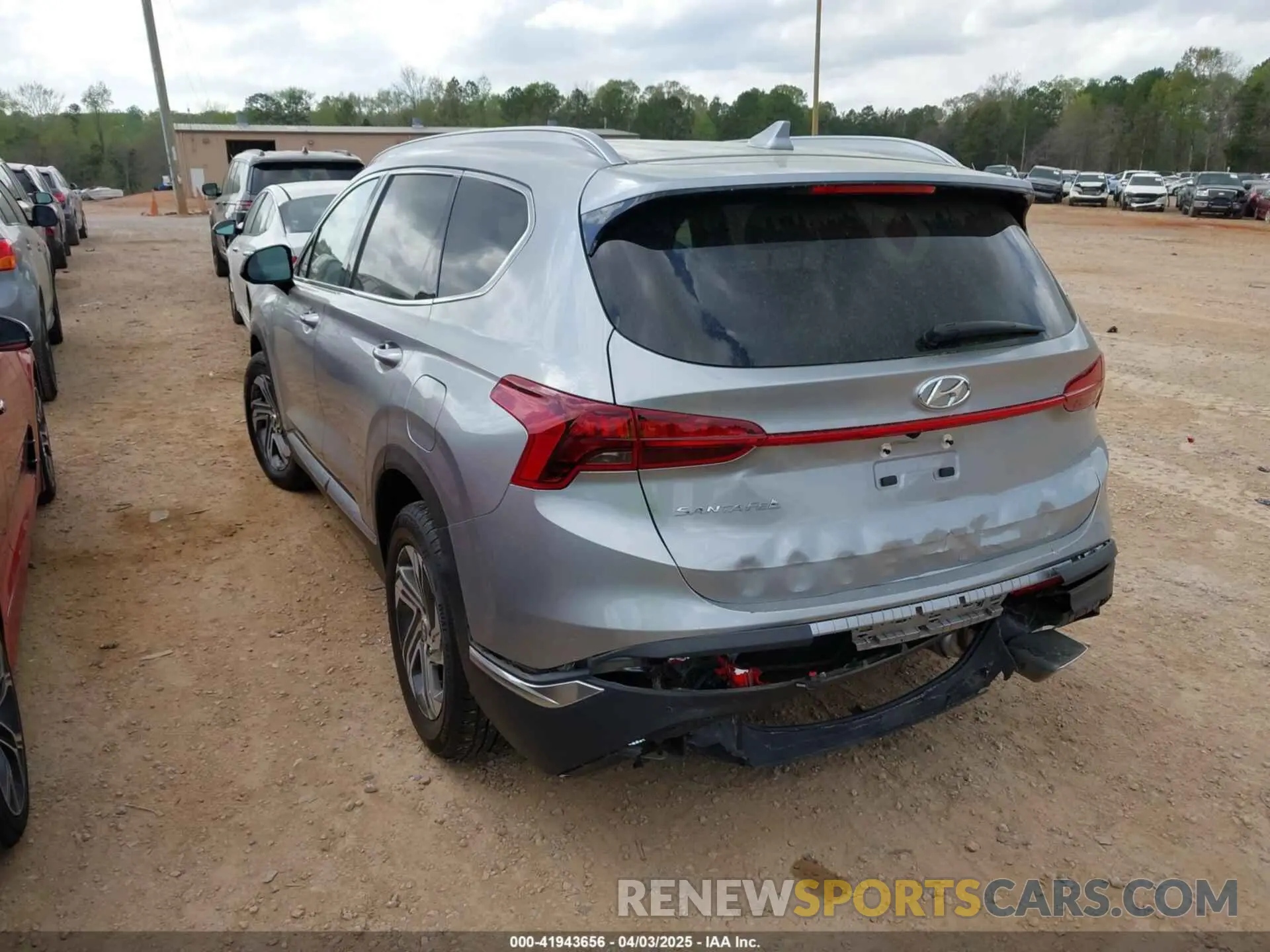 3 Photograph of a damaged car 5NMS24AJXNH412919 HYUNDAI SANTA FE 2022