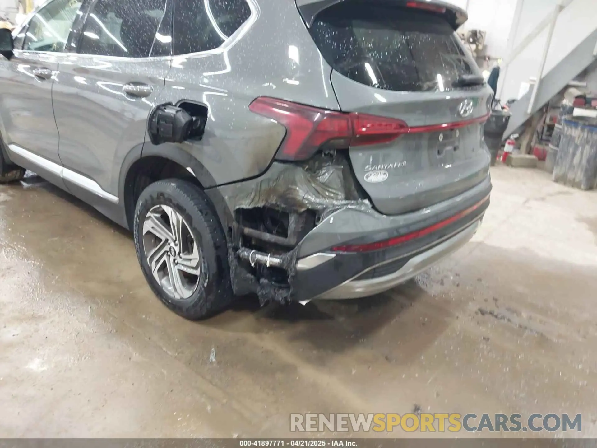 6 Photograph of a damaged car 5NMS2DAJ2NH383738 HYUNDAI SANTA FE 2022