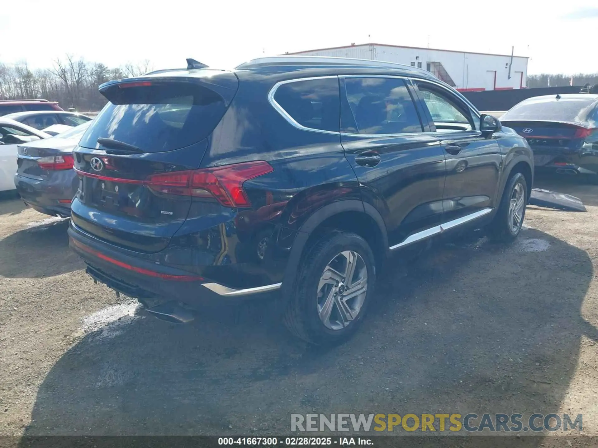 4 Photograph of a damaged car 5NMS2DAJ2NH457997 HYUNDAI SANTA FE 2022