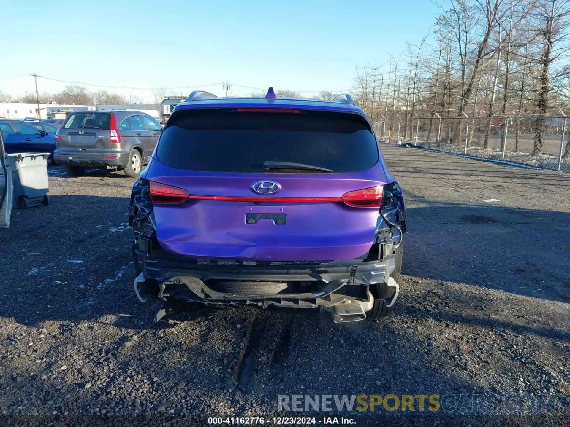 17 Photograph of a damaged car 5NMS2DAJ3NH410199 HYUNDAI SANTA FE 2022