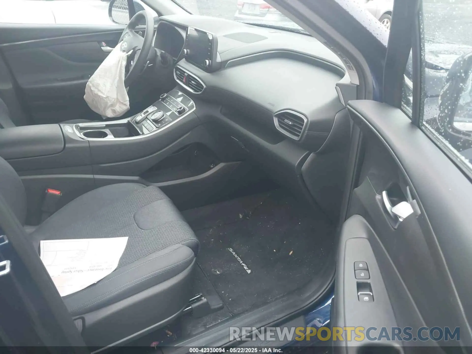 5 Photograph of a damaged car 5NMS2DAJ5NH439199 HYUNDAI SANTA FE 2022
