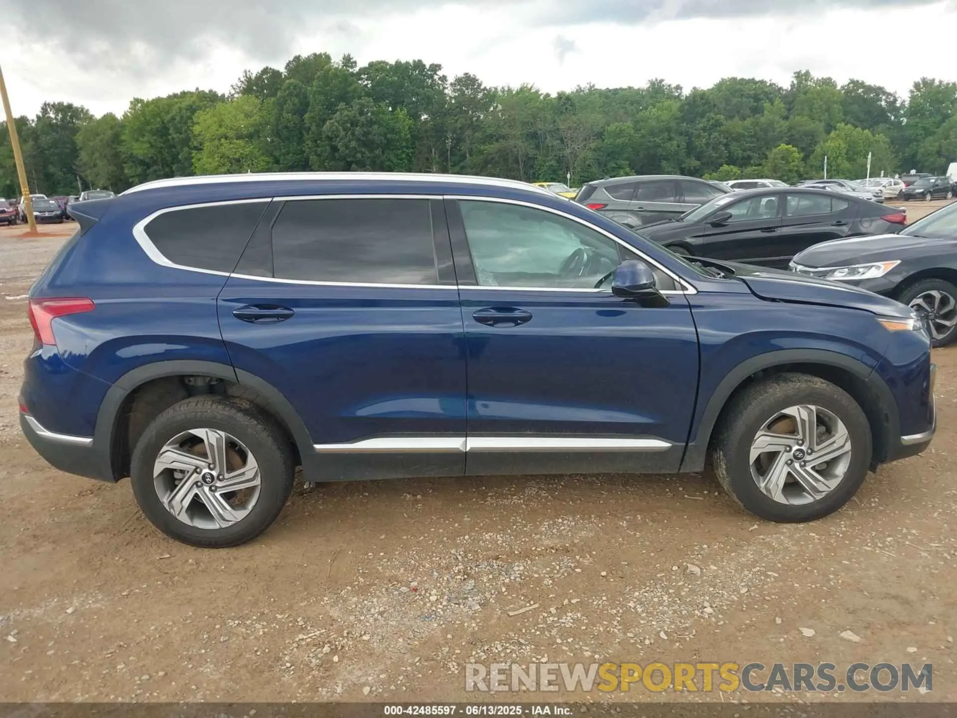 13 Photograph of a damaged car 5NMS2DAJ6NH418569 HYUNDAI SANTA FE 2022