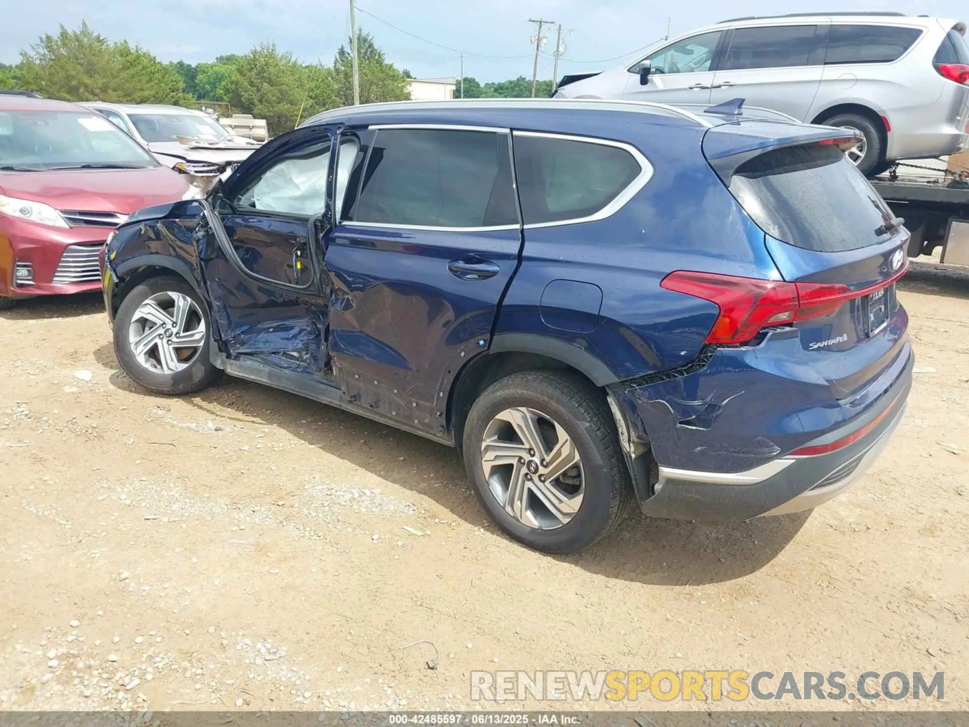 3 Photograph of a damaged car 5NMS2DAJ6NH418569 HYUNDAI SANTA FE 2022