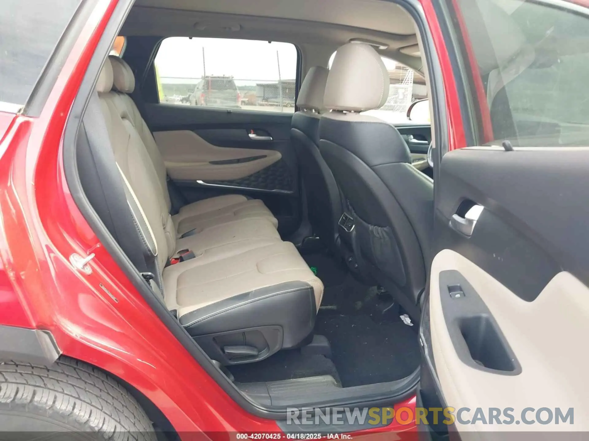 8 Photograph of a damaged car 5NMS34AJ7NH475909 HYUNDAI SANTA FE 2022