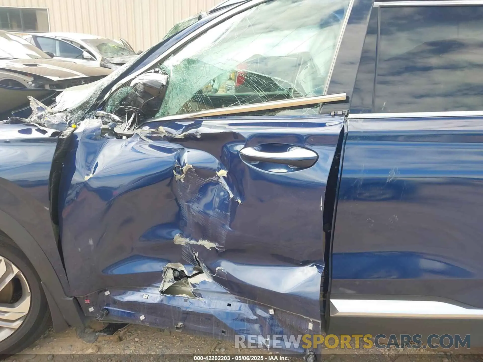 6 Photograph of a damaged car 5NMS3DAJ4NH380479 HYUNDAI SANTA FE 2022