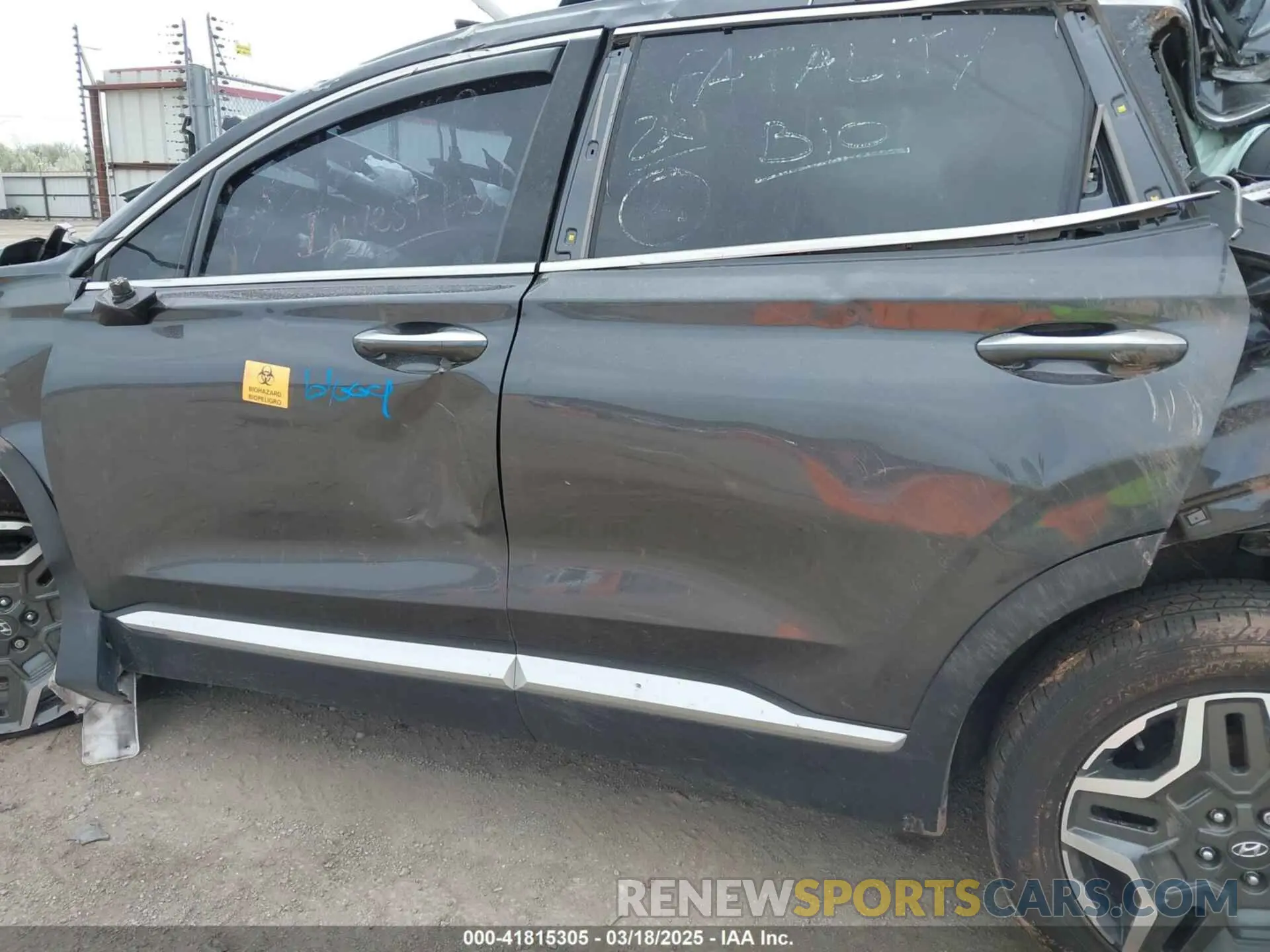 13 Photograph of a damaged car 5NMS3DAJ4NH456444 HYUNDAI SANTA FE 2022