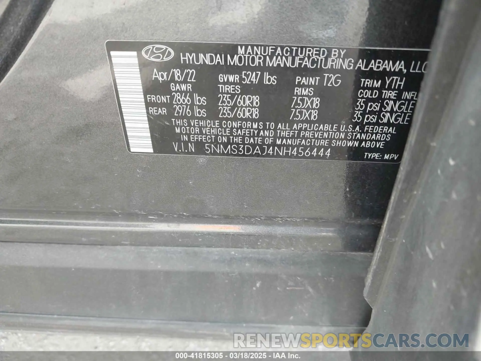 9 Photograph of a damaged car 5NMS3DAJ4NH456444 HYUNDAI SANTA FE 2022