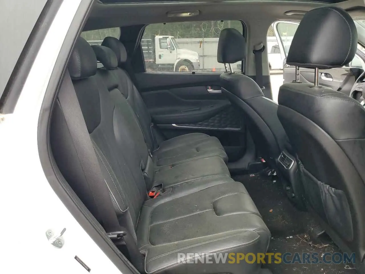 11 Photograph of a damaged car 5NMS3DAJ7NH460066 HYUNDAI SANTA FE 2022