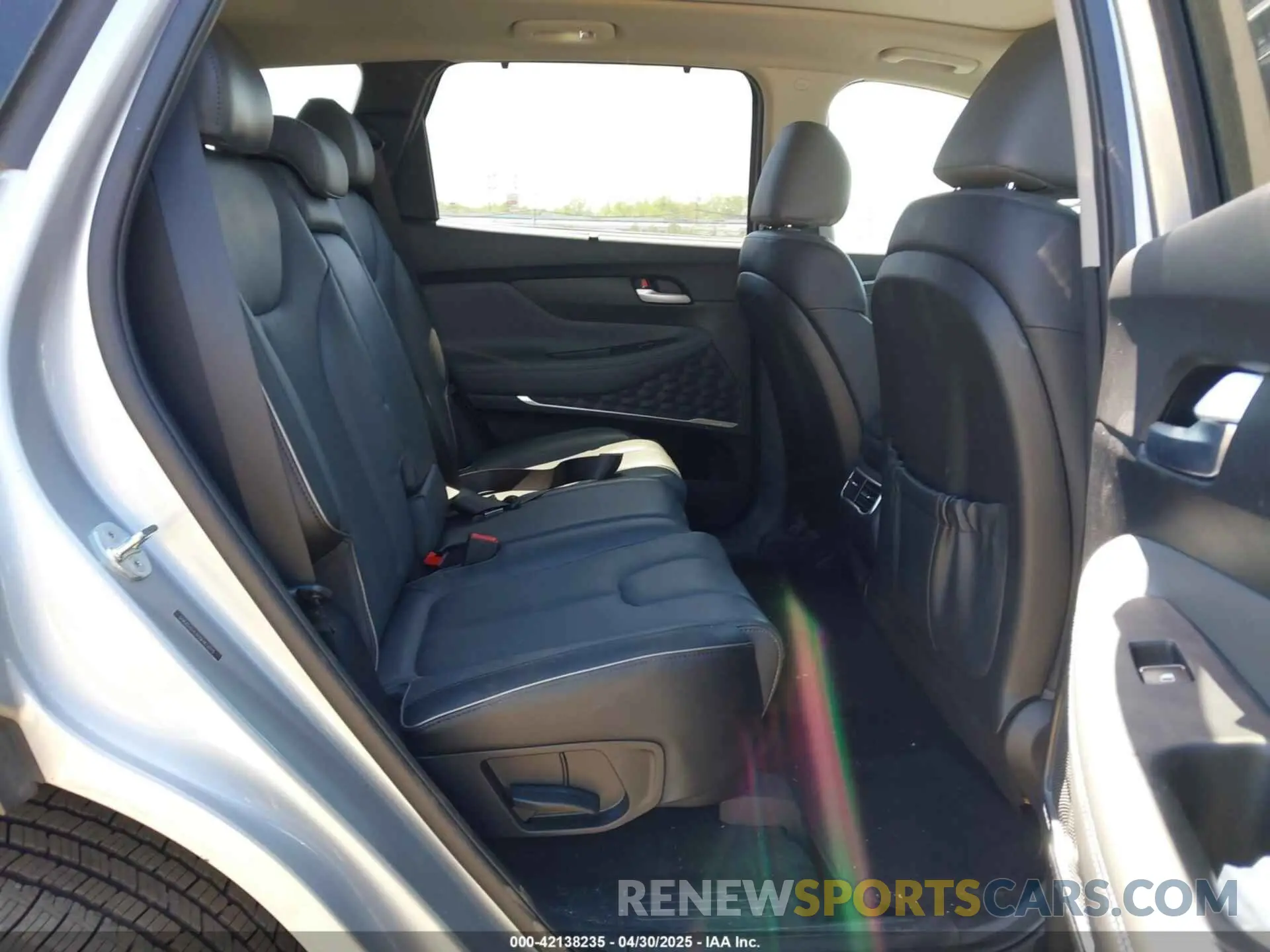 8 Photograph of a damaged car 5NMS3DAJXNH473975 HYUNDAI SANTA FE 2022
