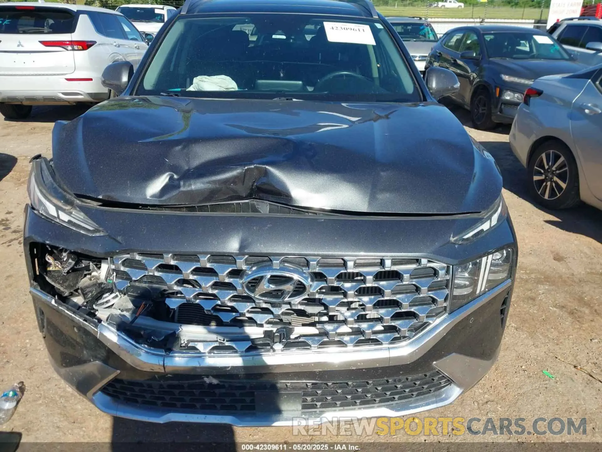 12 Photograph of a damaged car 5NMS44AL6NH479156 HYUNDAI SANTA FE 2022