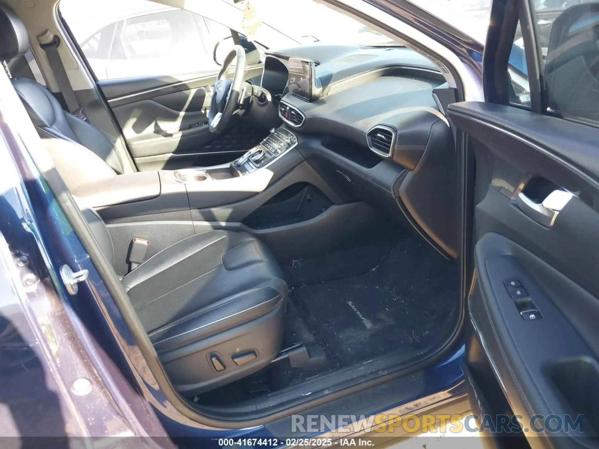 5 Photograph of a damaged car 5NMS44ALXNH417596 HYUNDAI SANTA FE 2022