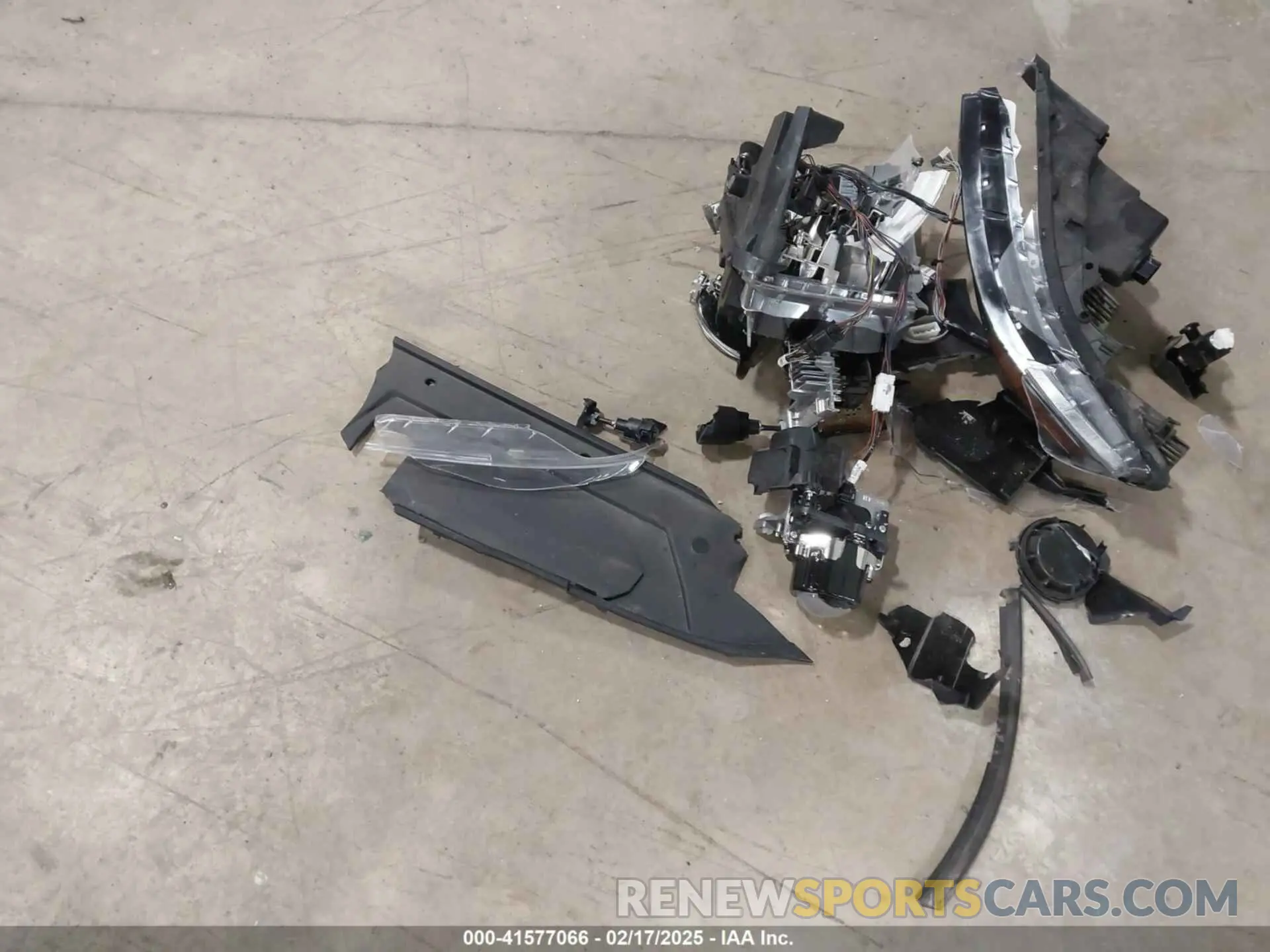 11 Photograph of a damaged car 5NMS4DAL7NH416471 HYUNDAI SANTA FE 2022