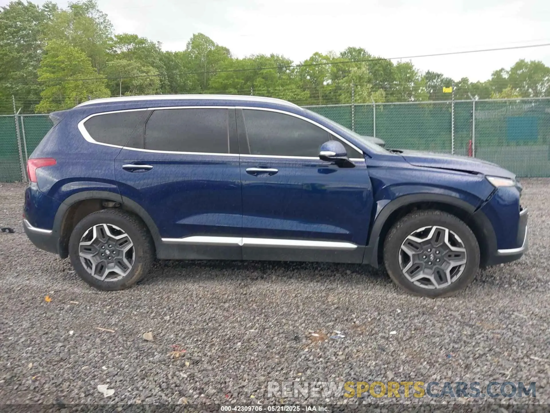 13 Photograph of a damaged car 5NMS4DAL7NH461894 HYUNDAI SANTA FE 2022