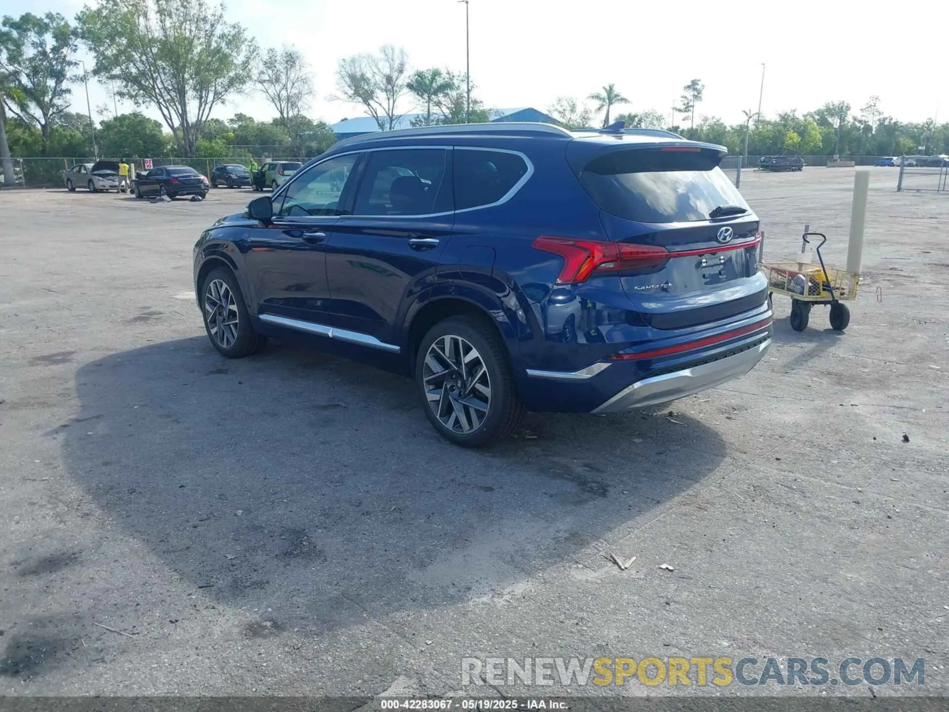 3 Photograph of a damaged car 5NMS54AL5NH403585 HYUNDAI SANTA FE 2022