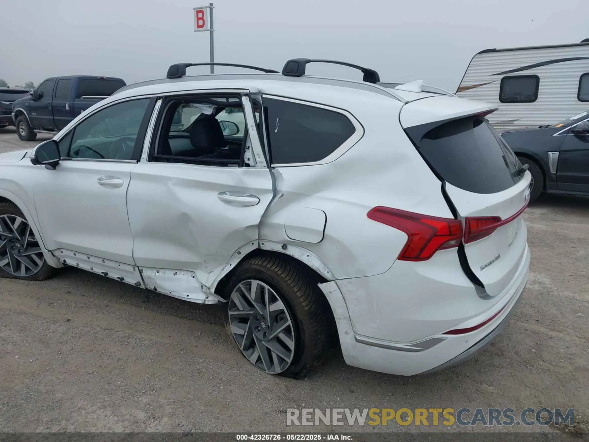6 Photograph of a damaged car 5NMS54AL6NH471037 HYUNDAI SANTA FE 2022