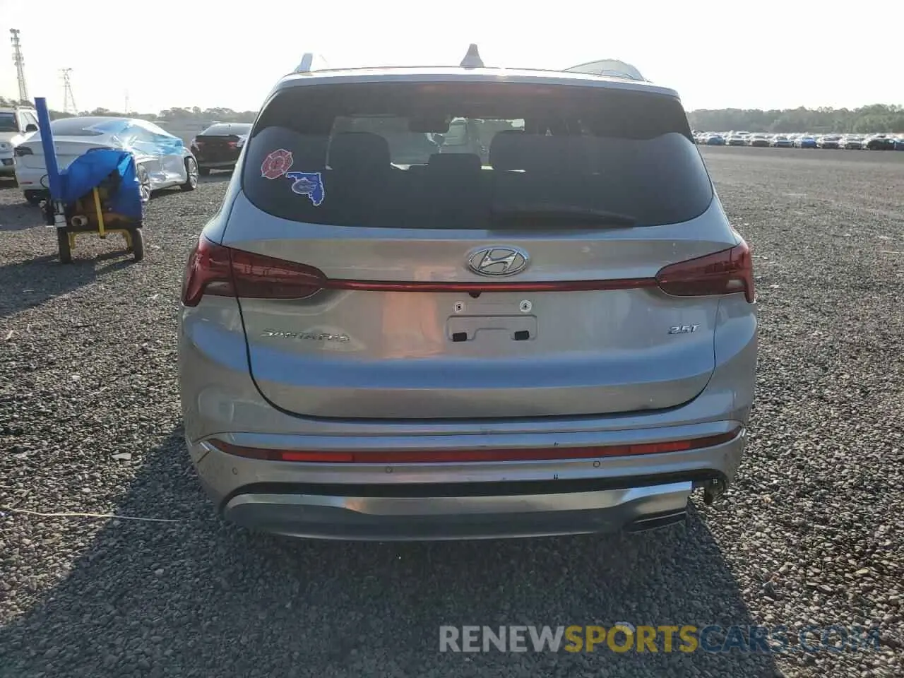 6 Photograph of a damaged car 5NMS54AL8NH438654 HYUNDAI SANTA FE 2022