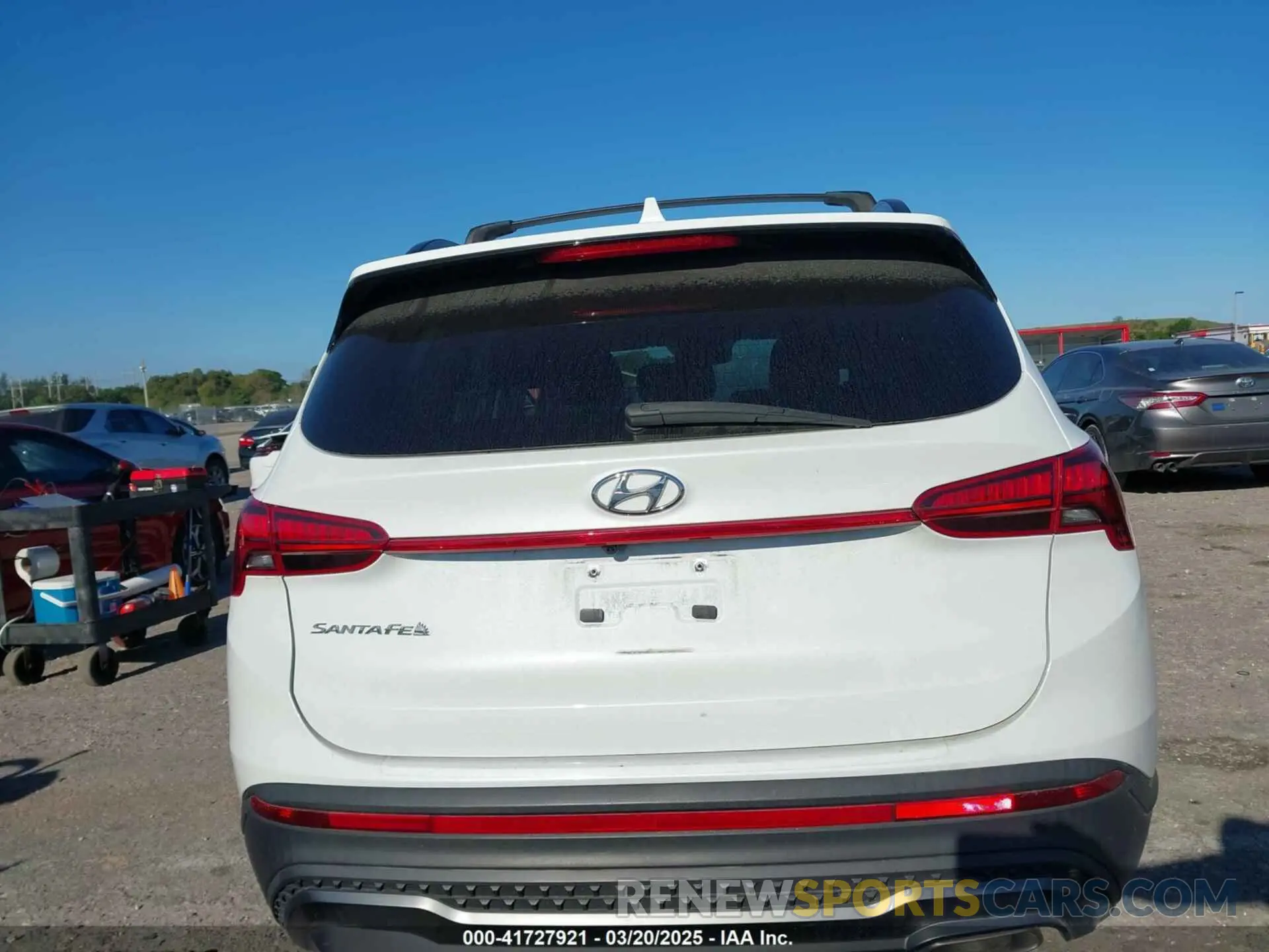 16 Photograph of a damaged car 5NMS64AJ2NH455820 HYUNDAI SANTA FE 2022
