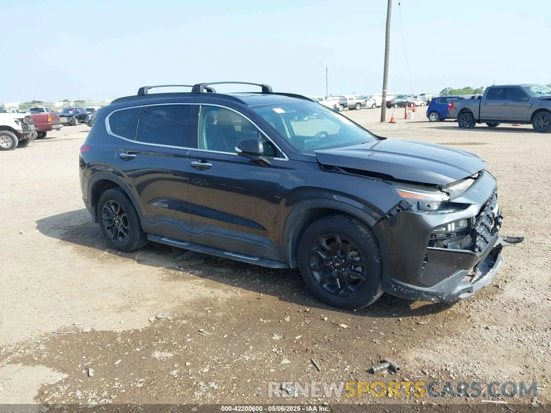 1 Photograph of a damaged car 5NMS64AJ9NH392666 HYUNDAI SANTA FE 2022