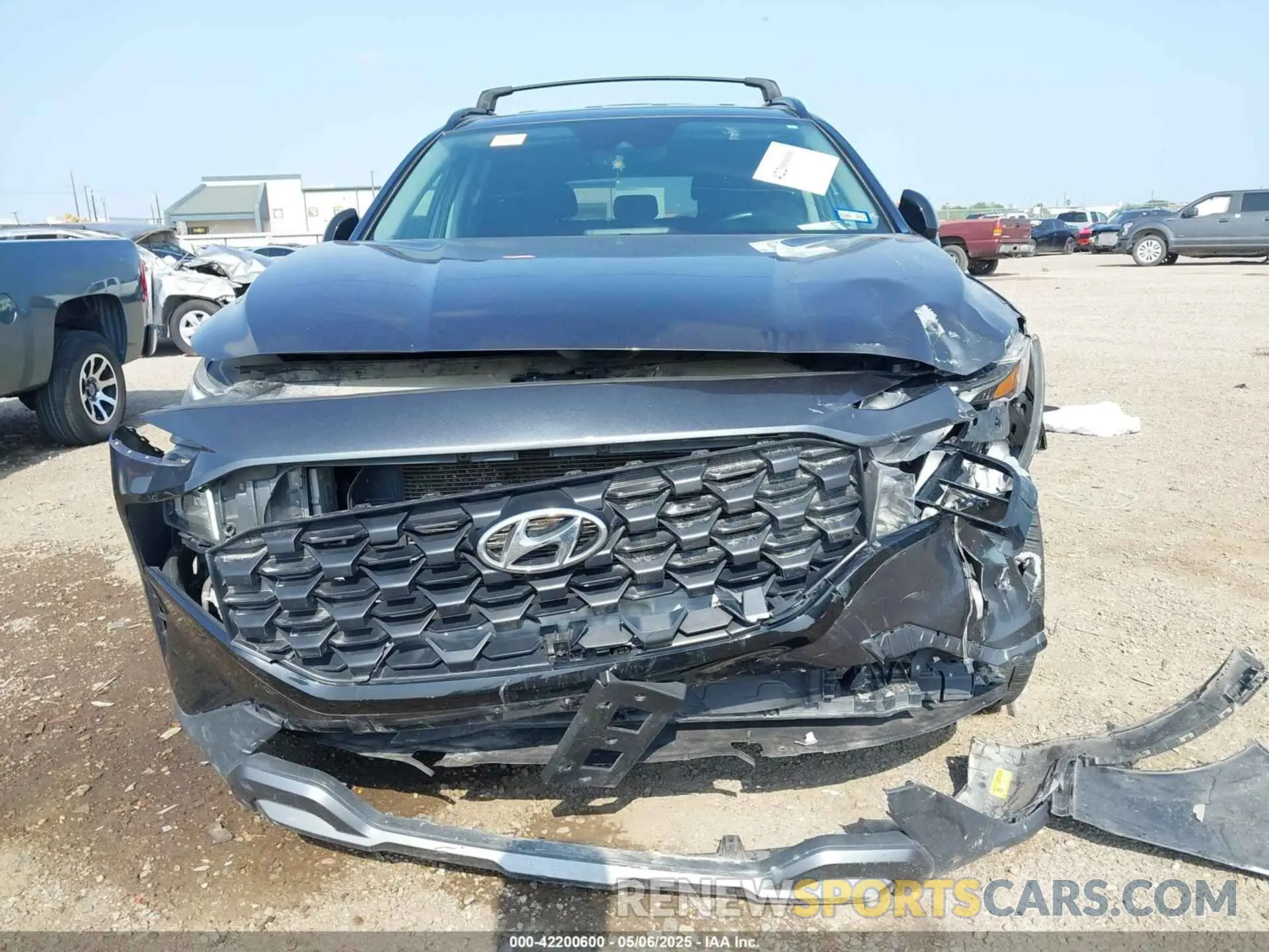 6 Photograph of a damaged car 5NMS64AJ9NH392666 HYUNDAI SANTA FE 2022