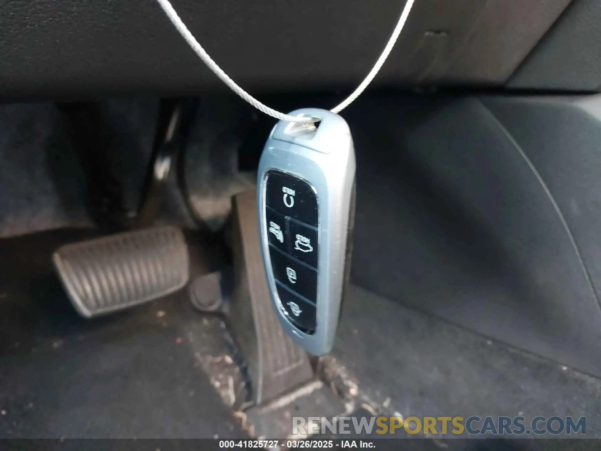 11 Photograph of a damaged car 5NMS64AJXNH427005 HYUNDAI SANTA FE 2022