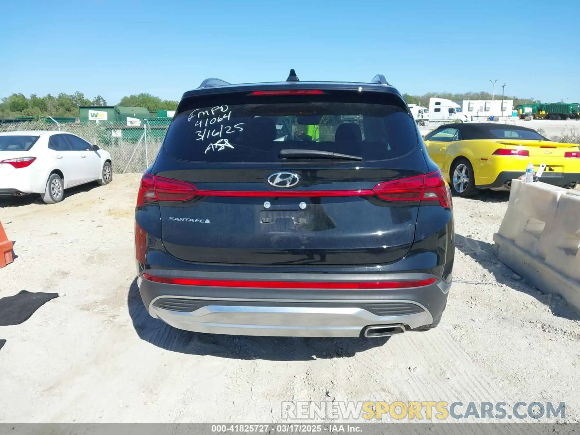 16 Photograph of a damaged car 5NMS64AJXNH427005 HYUNDAI SANTA FE 2022