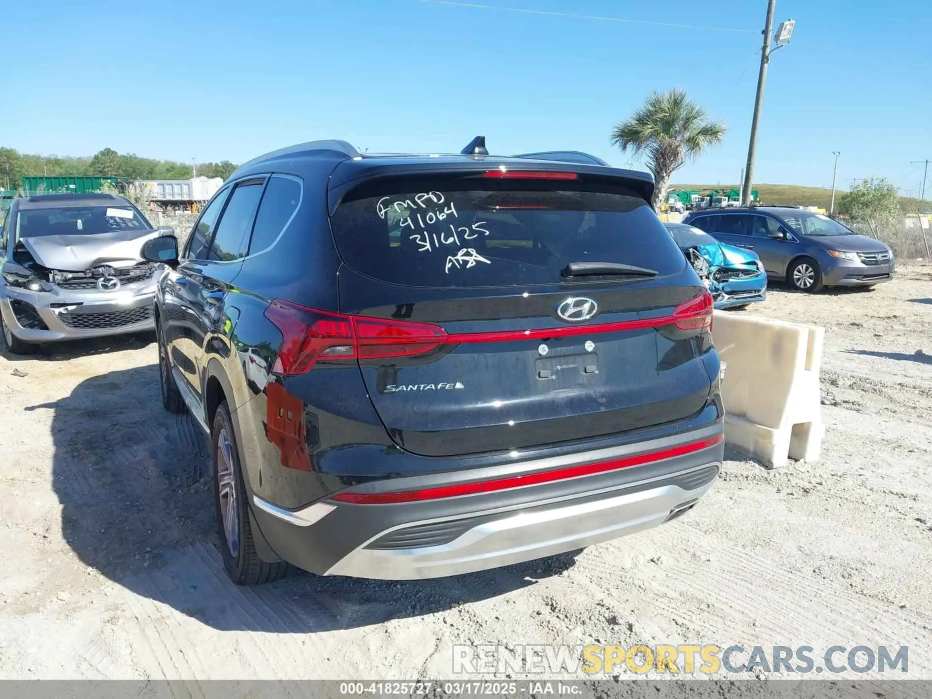 3 Photograph of a damaged car 5NMS64AJXNH427005 HYUNDAI SANTA FE 2022