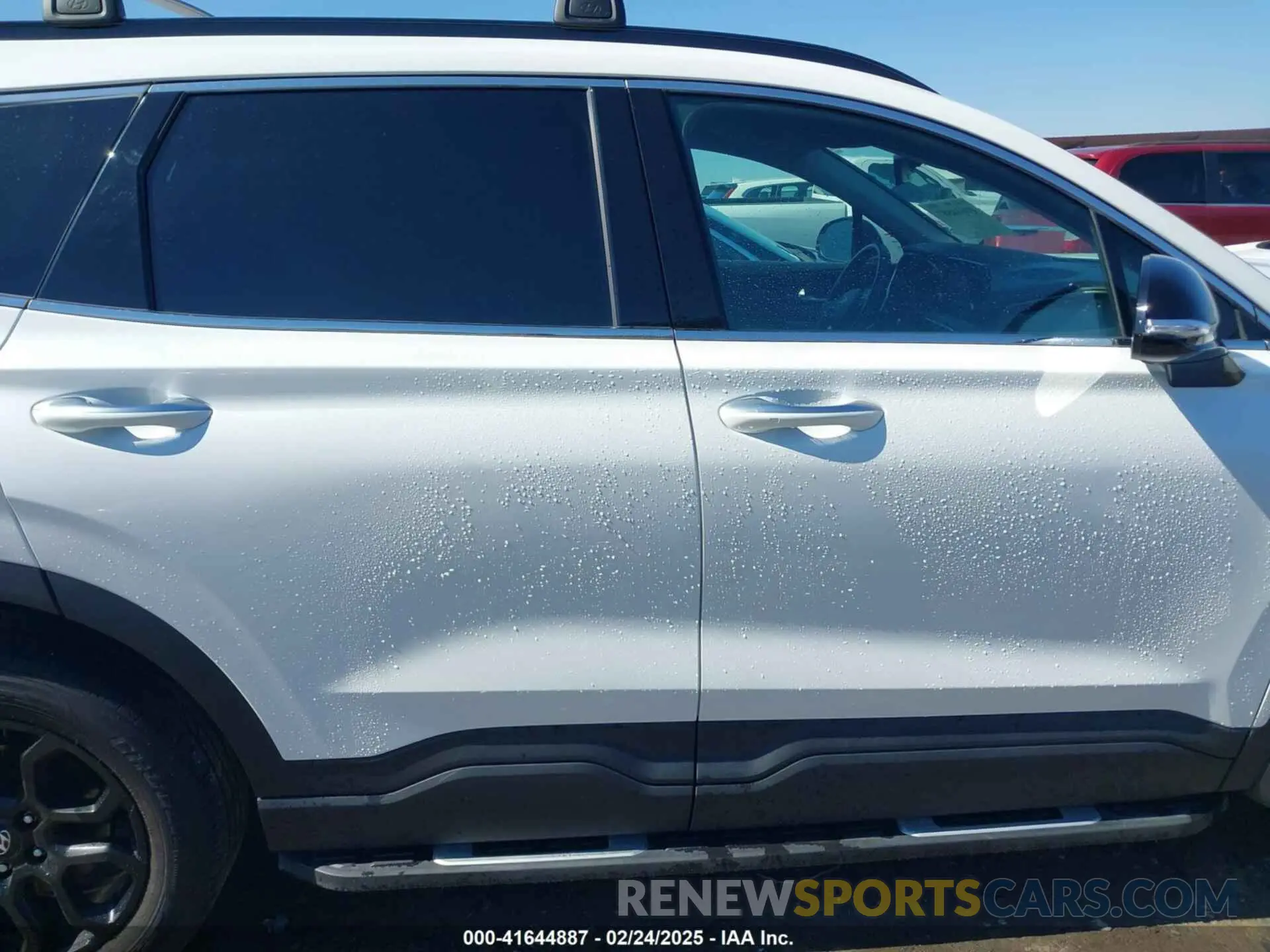 13 Photograph of a damaged car 5NMS6DAJ2NH407833 HYUNDAI SANTA FE 2022