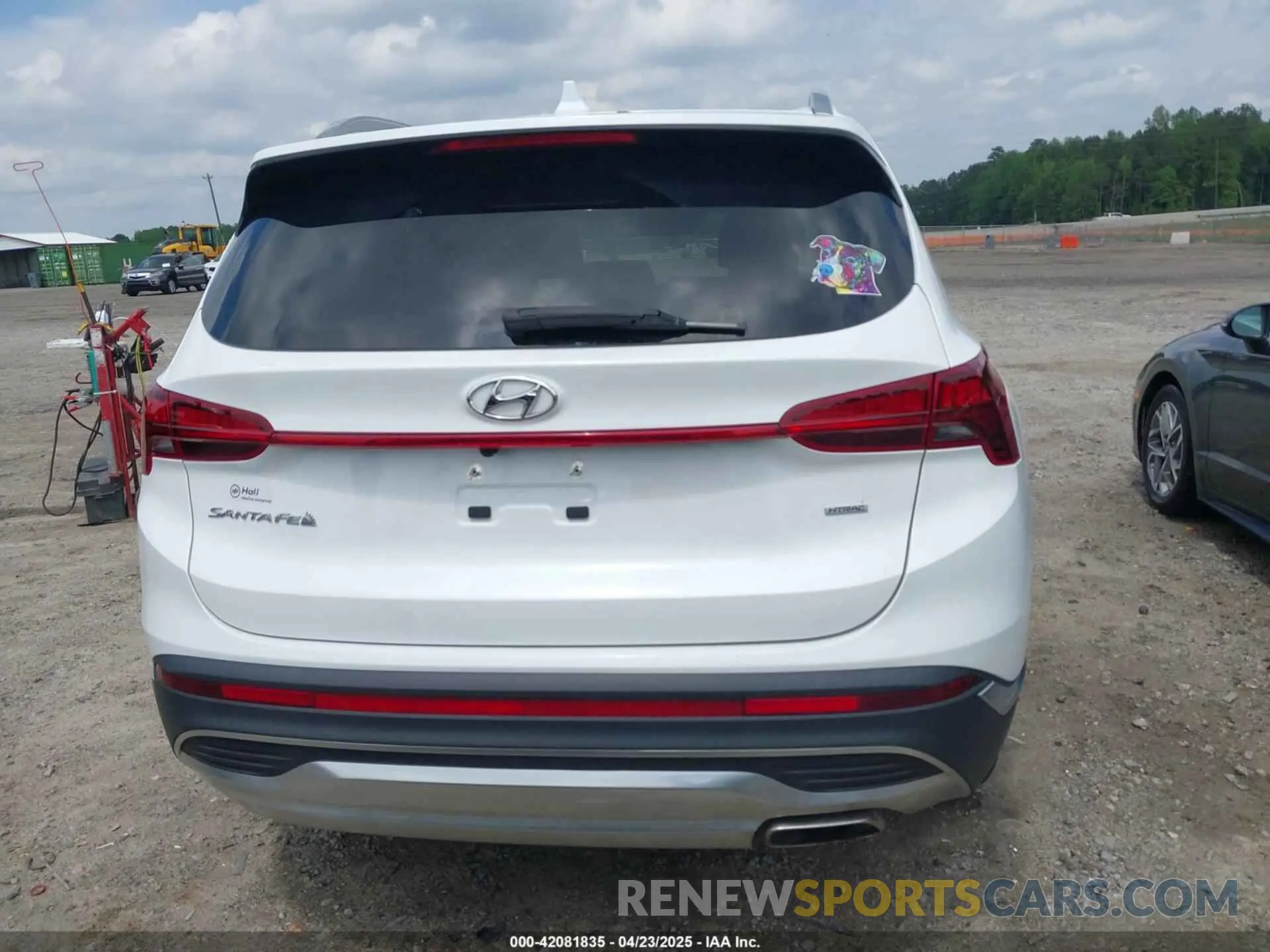 16 Photograph of a damaged car 5NMS6DAJ4NH421815 HYUNDAI SANTA FE 2022
