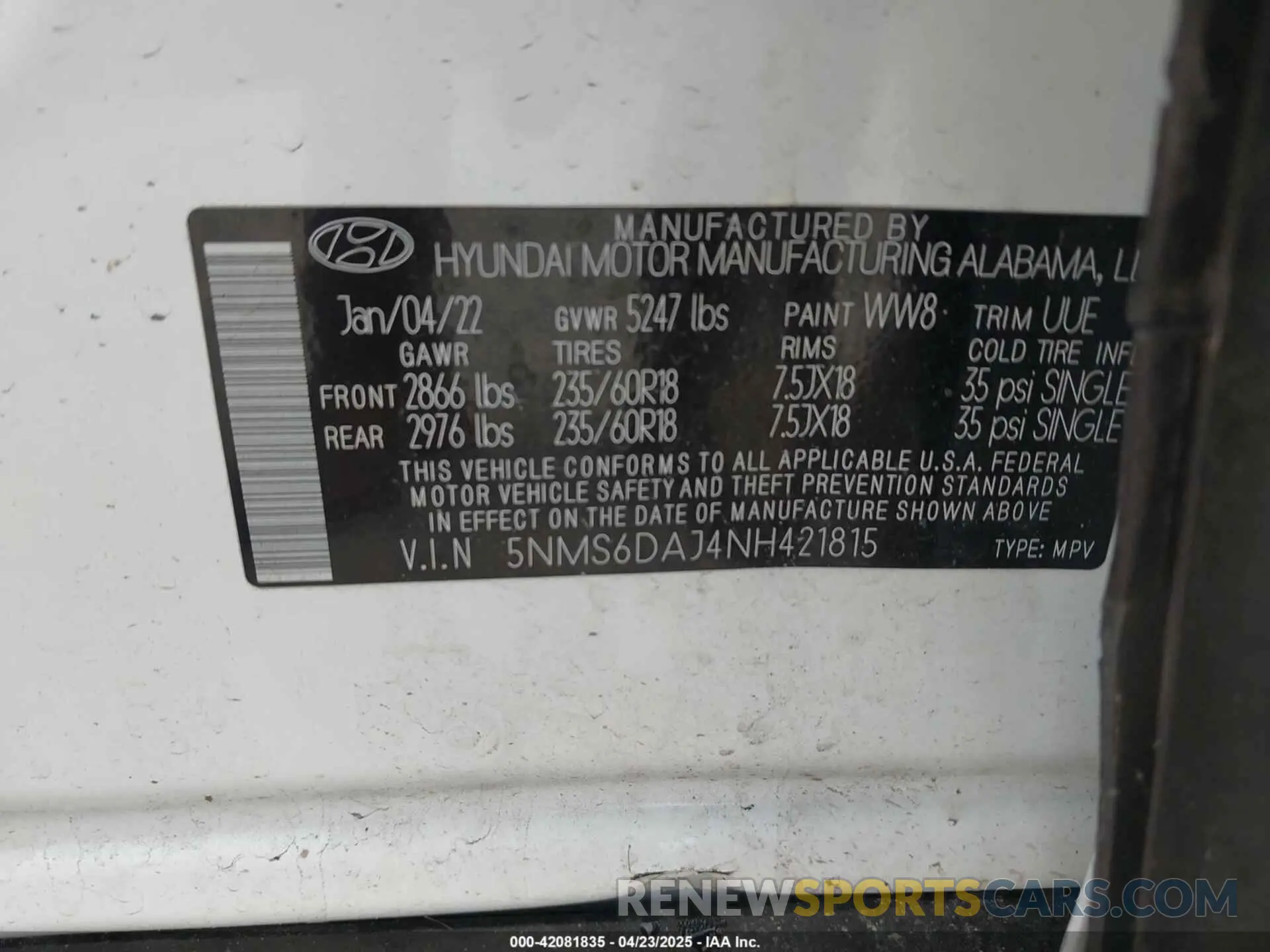 9 Photograph of a damaged car 5NMS6DAJ4NH421815 HYUNDAI SANTA FE 2022