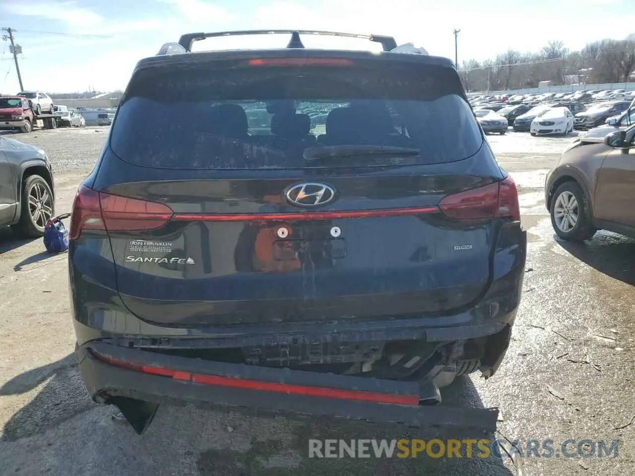 6 Photograph of a damaged car 5NMS6DAJ4NH455995 HYUNDAI SANTA FE 2022
