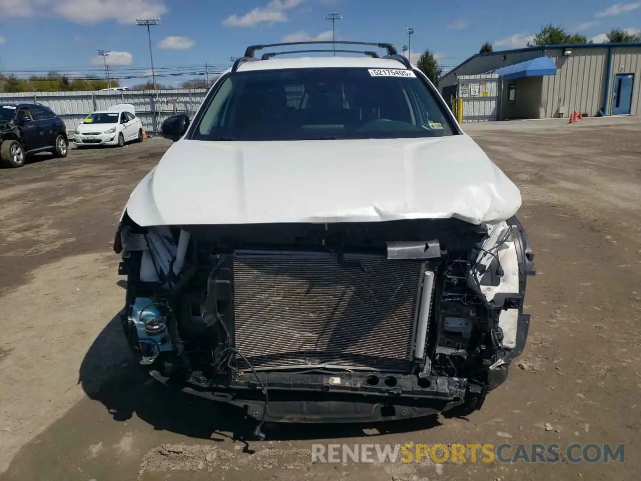 5 Photograph of a damaged car 5NMS6DAJ5NH439885 HYUNDAI SANTA FE 2022