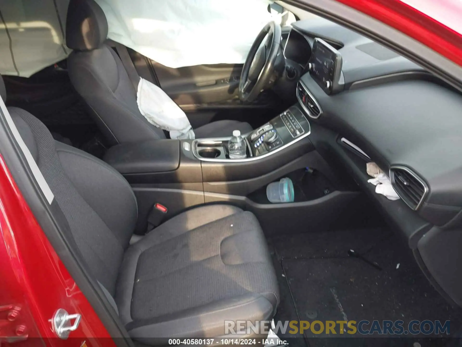 5 Photograph of a damaged car 5NMS6DAJ9NH385619 HYUNDAI SANTA FE 2022