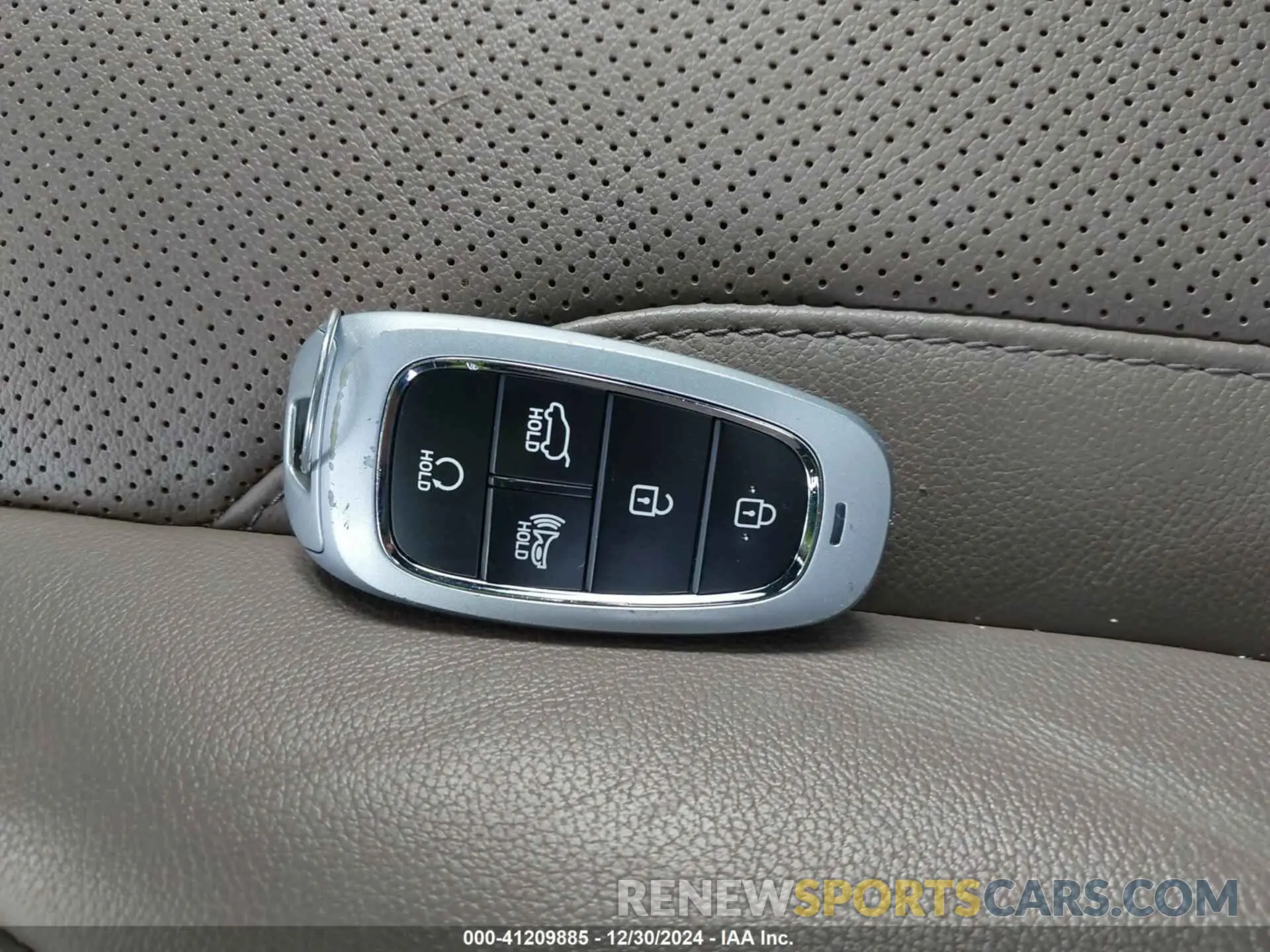 11 Photograph of a damaged car KM8S3DA12NU059478 HYUNDAI SANTA FE 2022