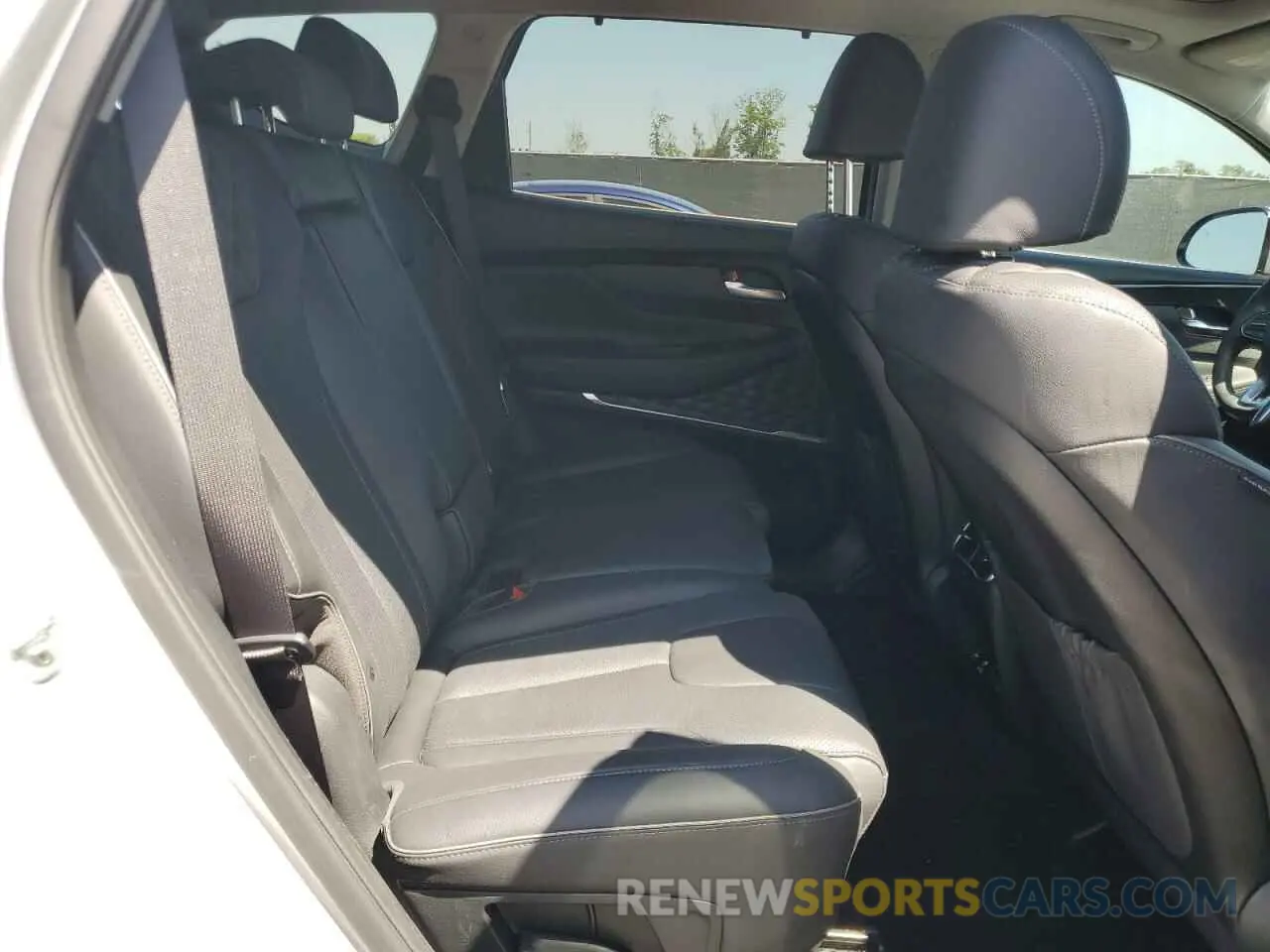 11 Photograph of a damaged car KM8S5DA16NU043598 HYUNDAI SANTA FE 2022
