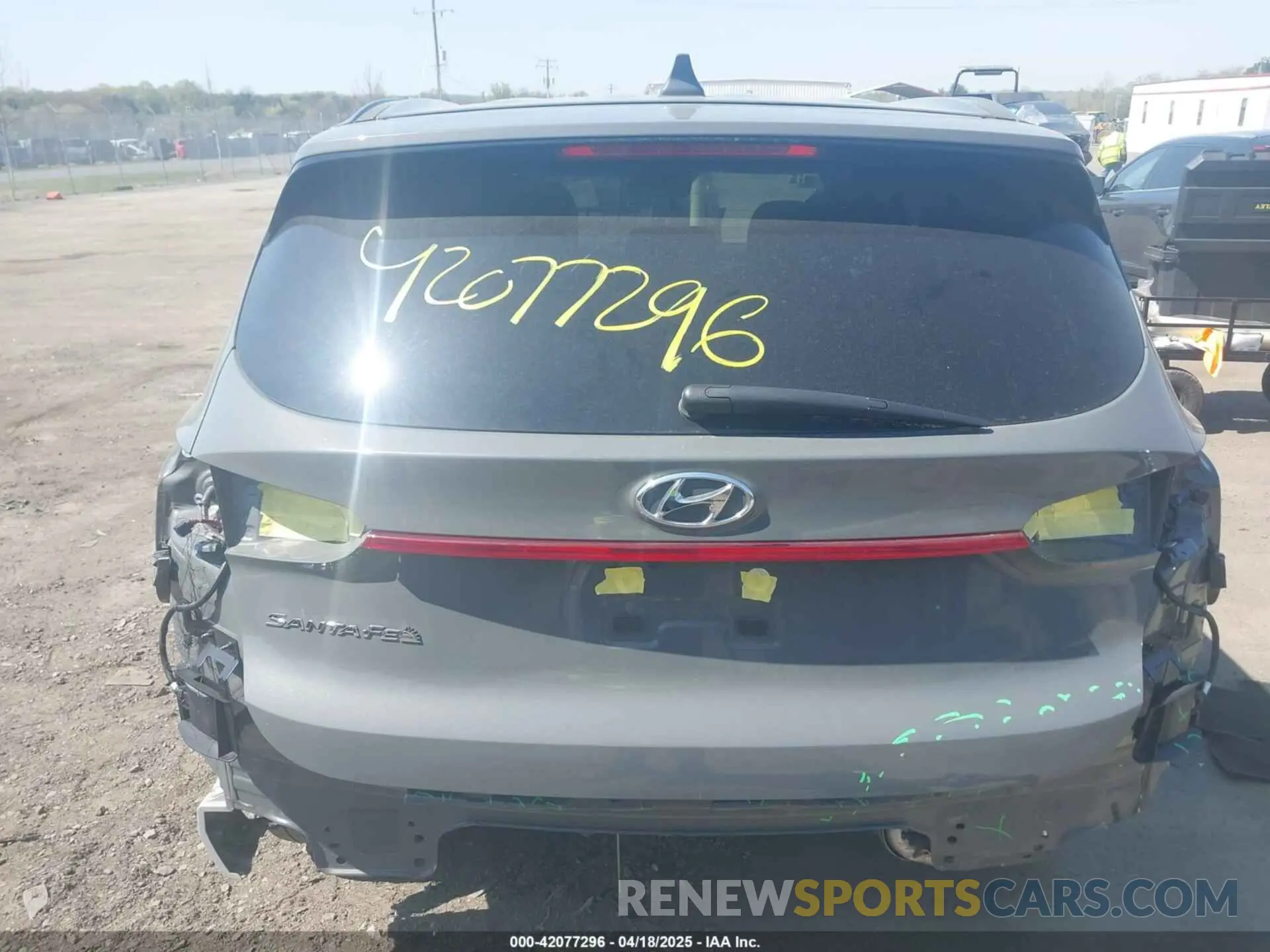 16 Photograph of a damaged car 5NMS14AJ0PH631782 HYUNDAI SANTA FE 2023