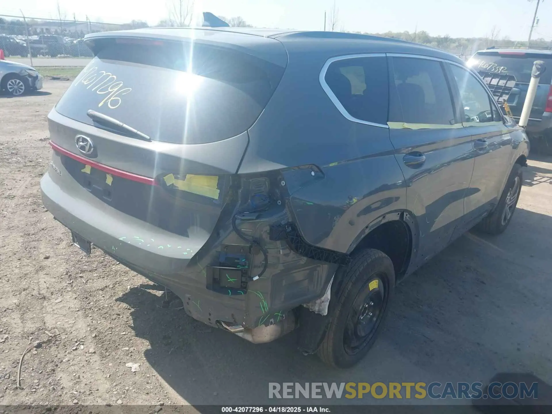 4 Photograph of a damaged car 5NMS14AJ0PH631782 HYUNDAI SANTA FE 2023