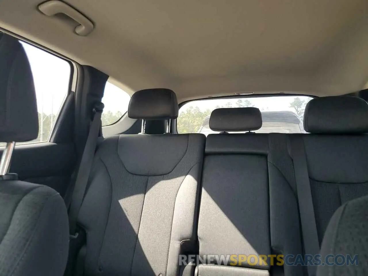 10 Photograph of a damaged car 5NMS14AJ3PH578544 HYUNDAI SANTA FE 2023