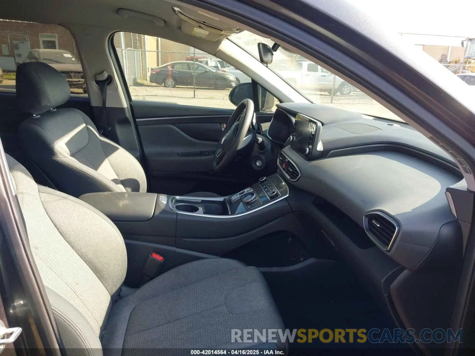 5 Photograph of a damaged car 5NMS14AJ6PH523439 HYUNDAI SANTA FE 2023