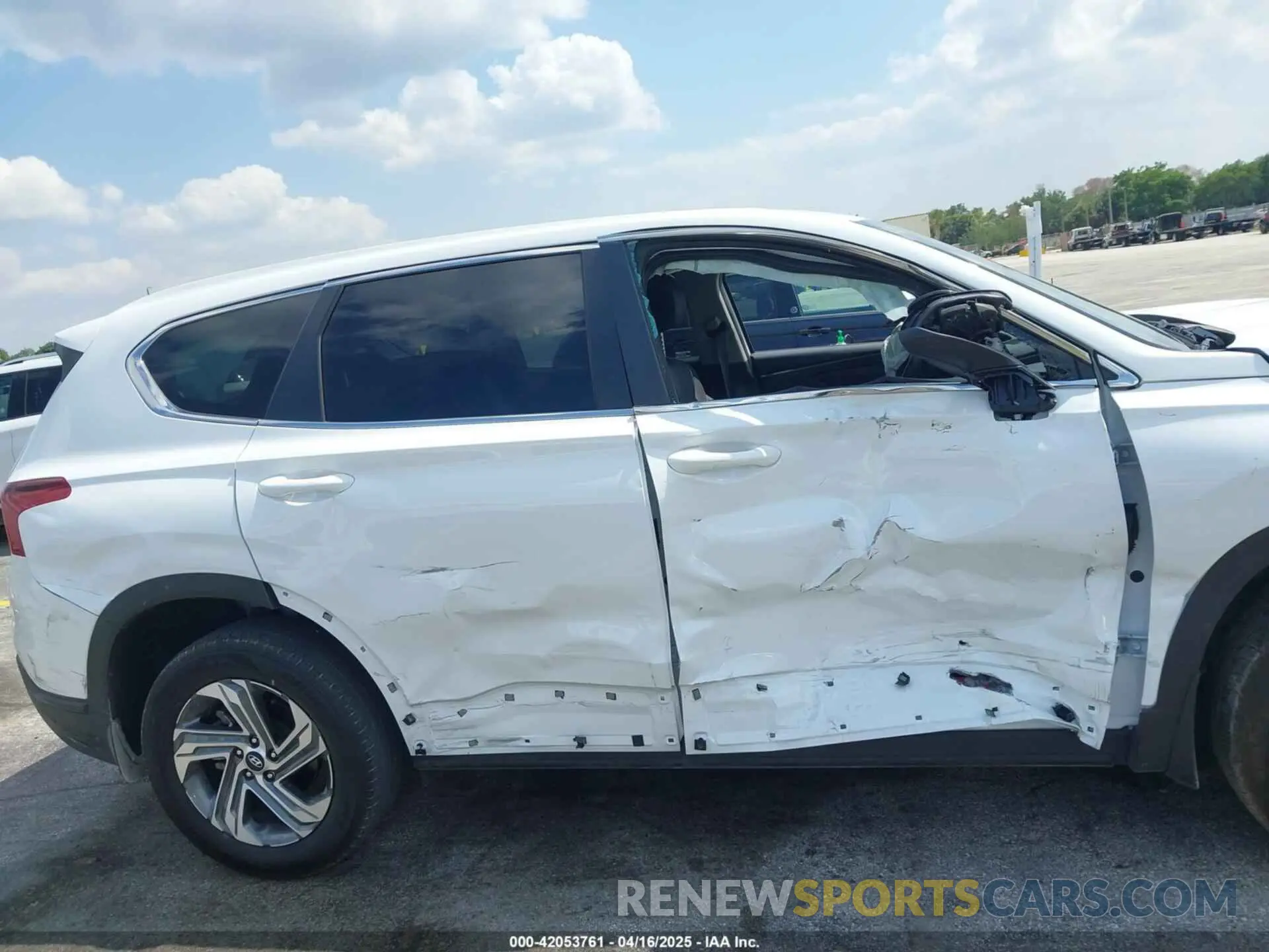 13 Photograph of a damaged car 5NMS14AJ6PH631267 HYUNDAI SANTA FE 2023