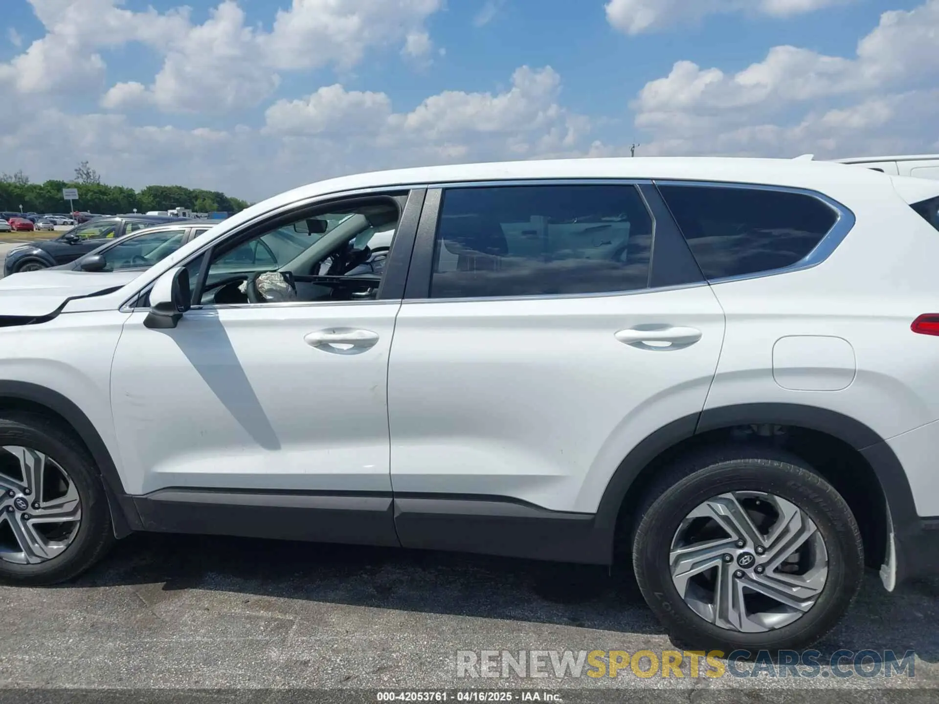 14 Photograph of a damaged car 5NMS14AJ6PH631267 HYUNDAI SANTA FE 2023