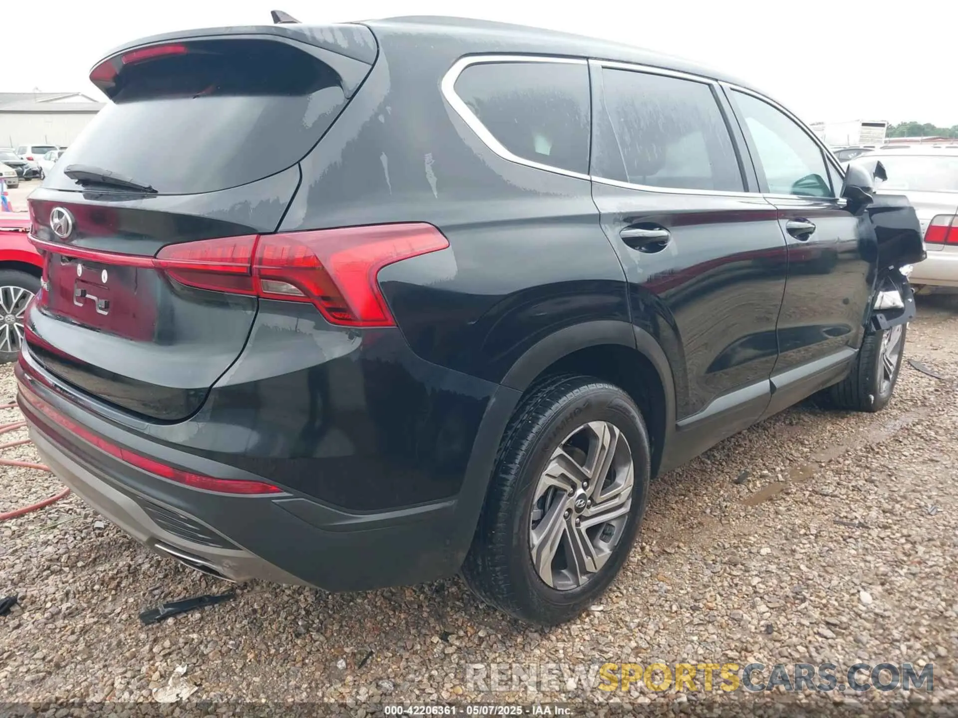 4 Photograph of a damaged car 5NMS14AJ8PH641623 HYUNDAI SANTA FE 2023