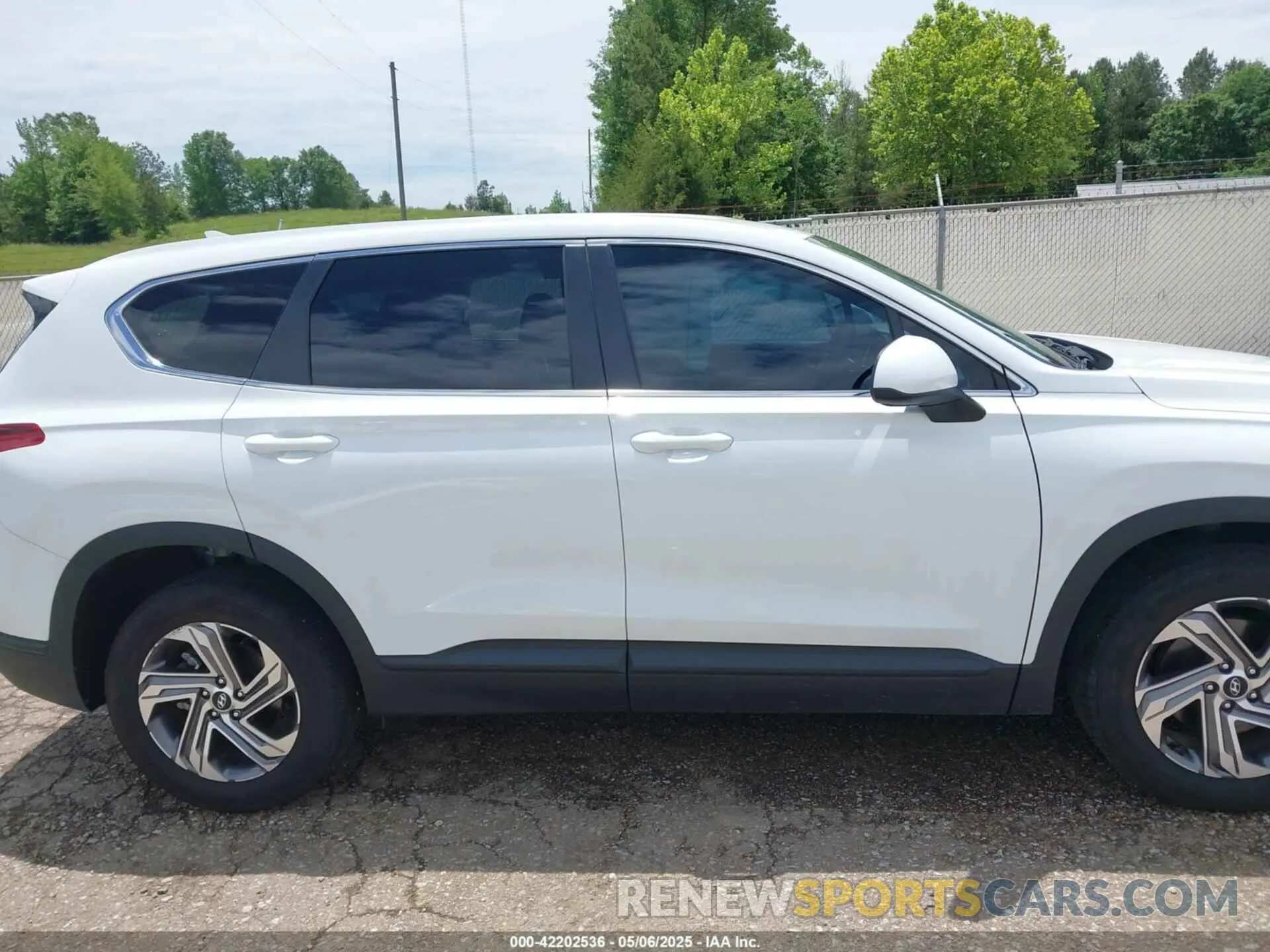 14 Photograph of a damaged car 5NMS14AJ9PH630176 HYUNDAI SANTA FE 2023