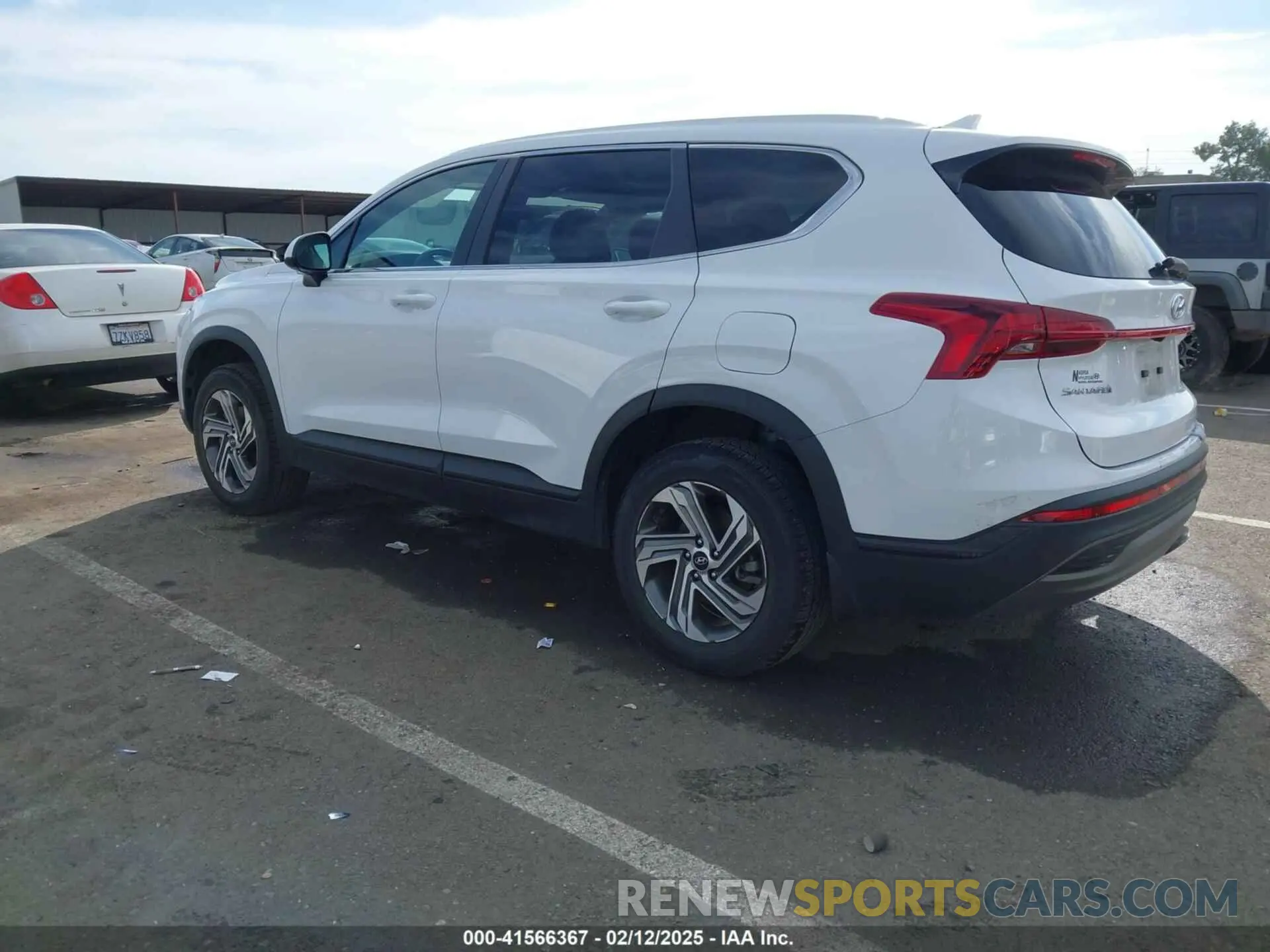 3 Photograph of a damaged car 5NMS1DAJ1PH562651 HYUNDAI SANTA FE 2023