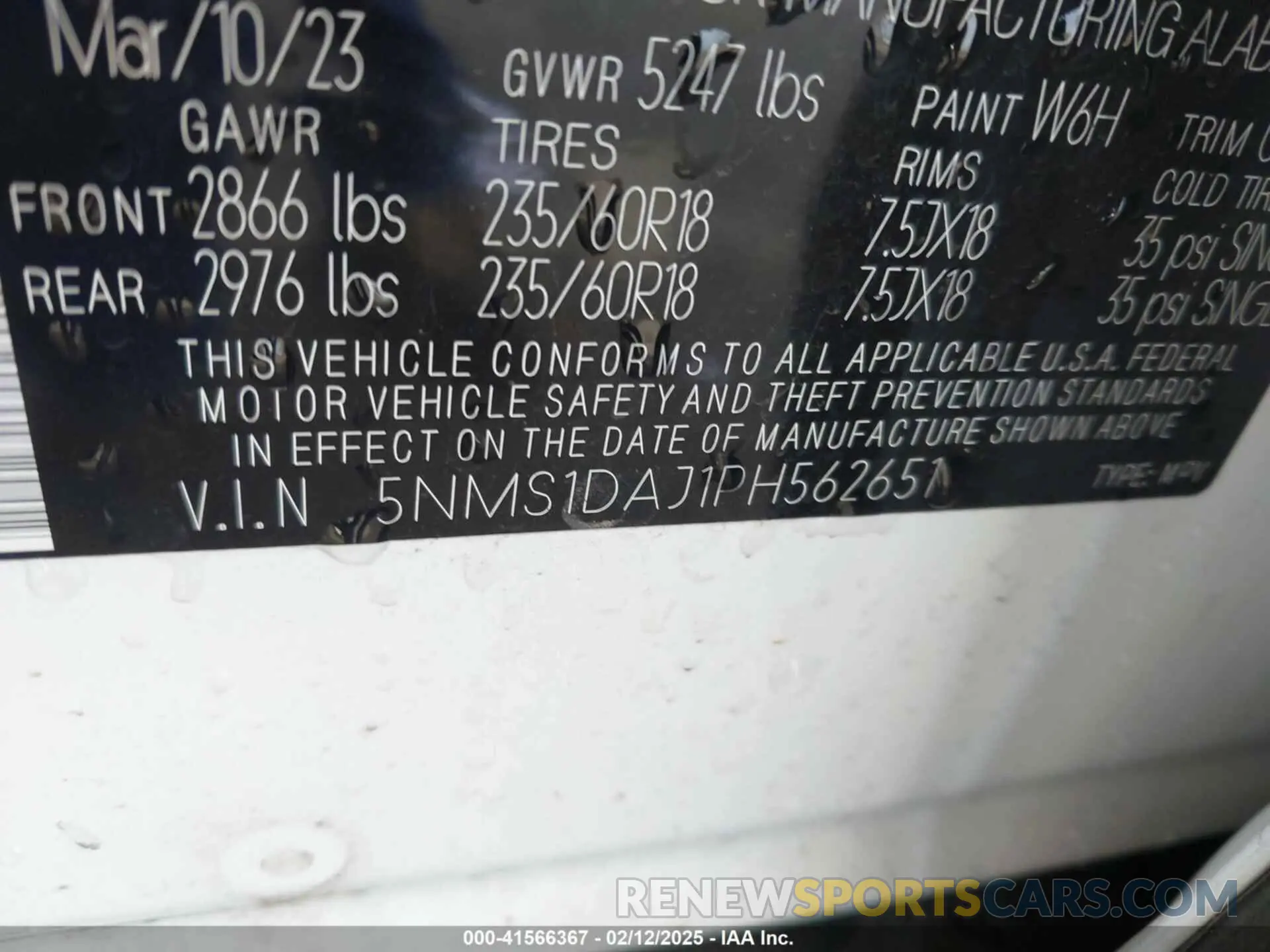 9 Photograph of a damaged car 5NMS1DAJ1PH562651 HYUNDAI SANTA FE 2023