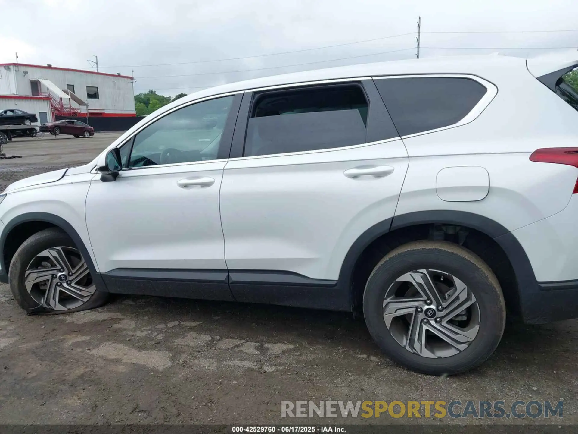 14 Photograph of a damaged car 5NMS1DAJ3PH488231 HYUNDAI SANTA FE 2023