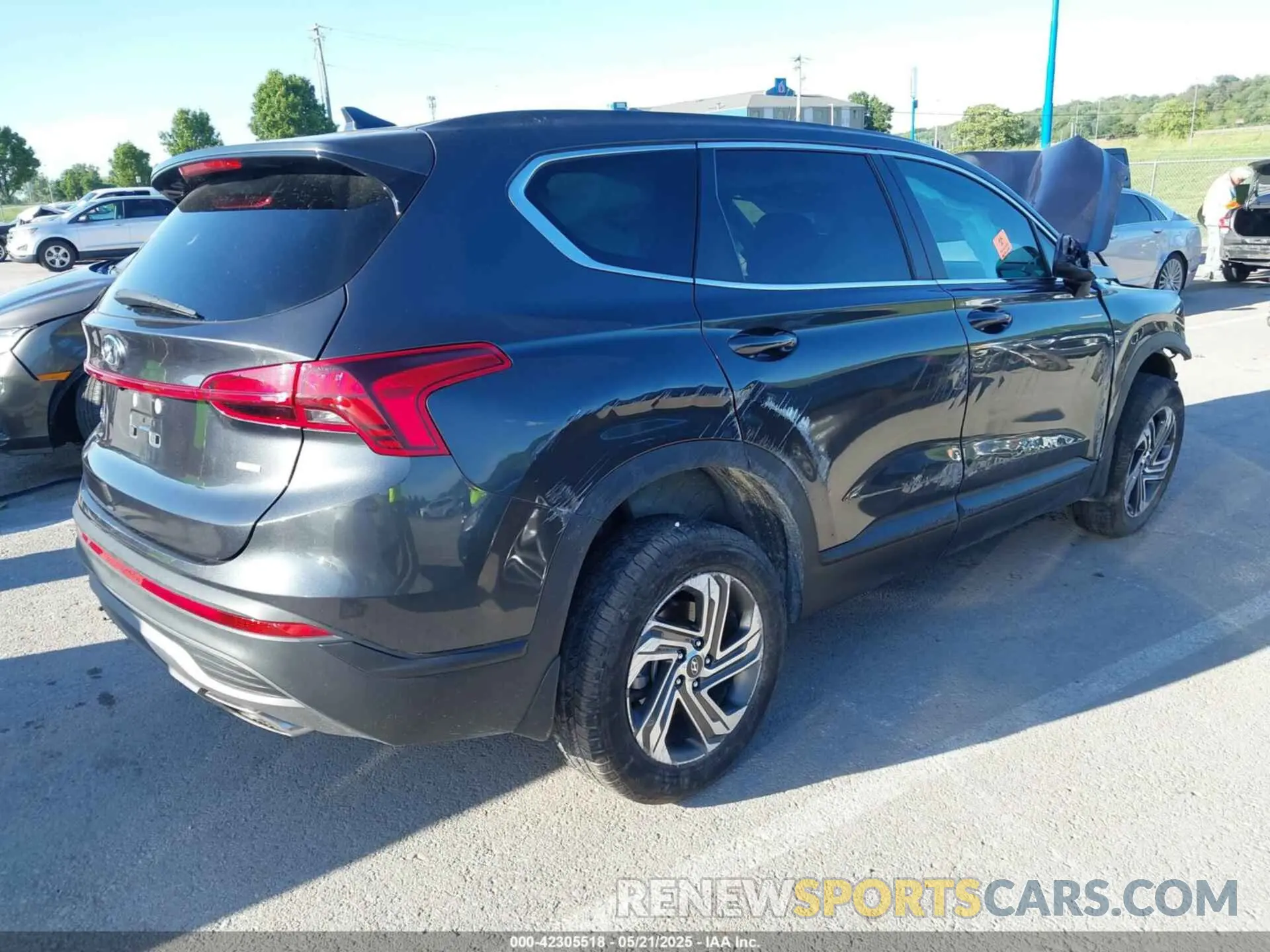 4 Photograph of a damaged car 5NMS1DAJ6PH518984 HYUNDAI SANTA FE 2023
