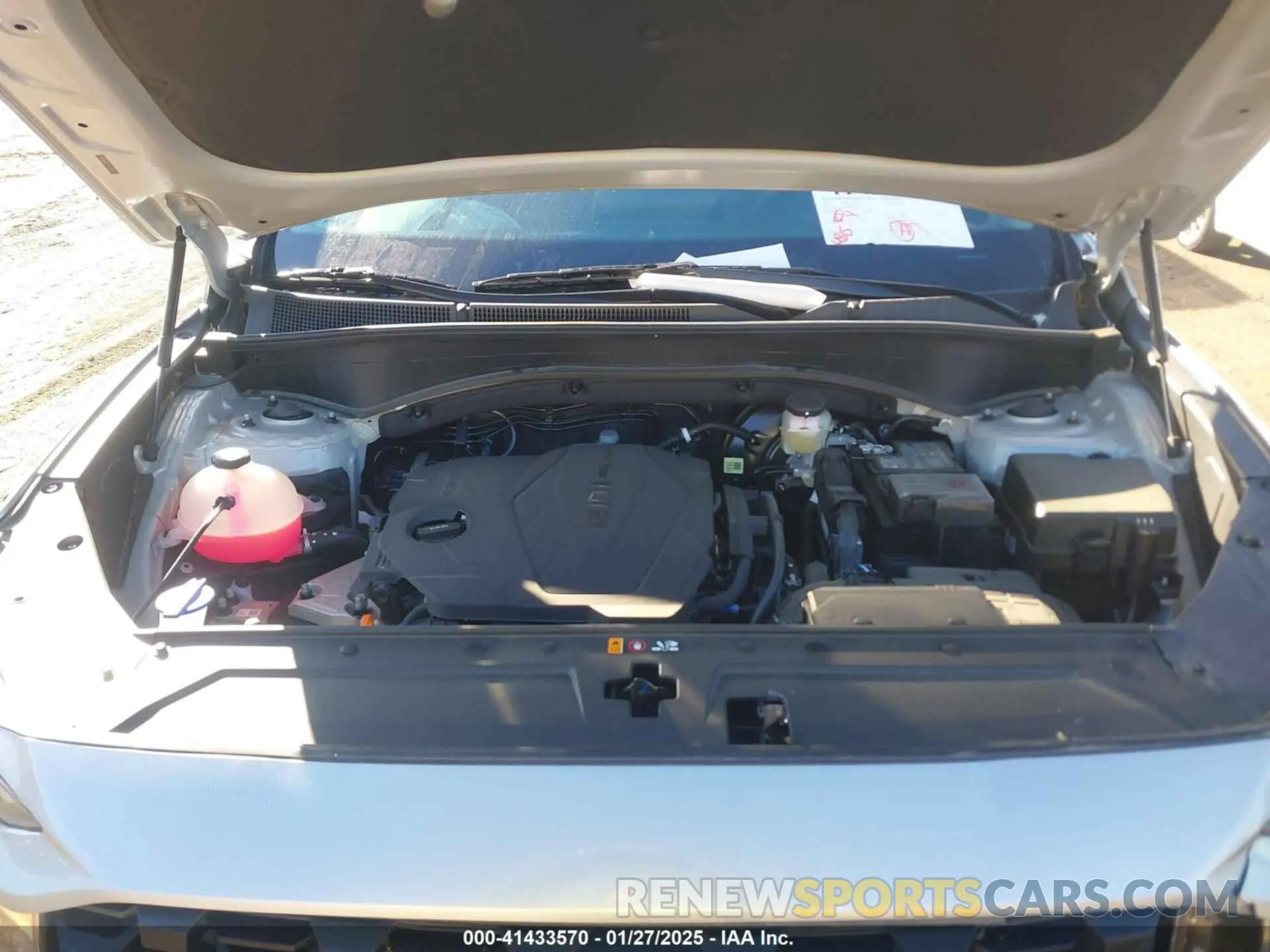 10 Photograph of a damaged car 5NMS1DAJ7PH613845 HYUNDAI SANTA FE 2023