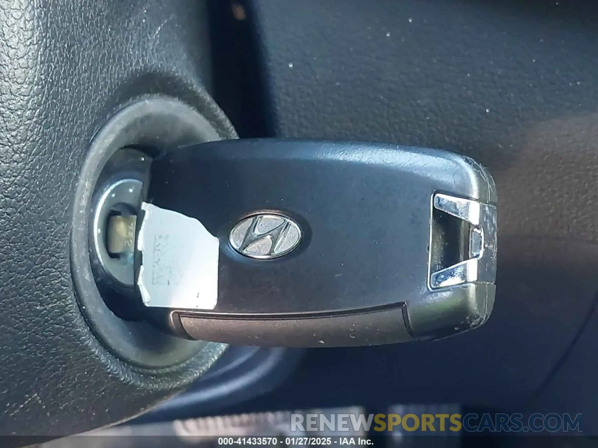 11 Photograph of a damaged car 5NMS1DAJ7PH613845 HYUNDAI SANTA FE 2023